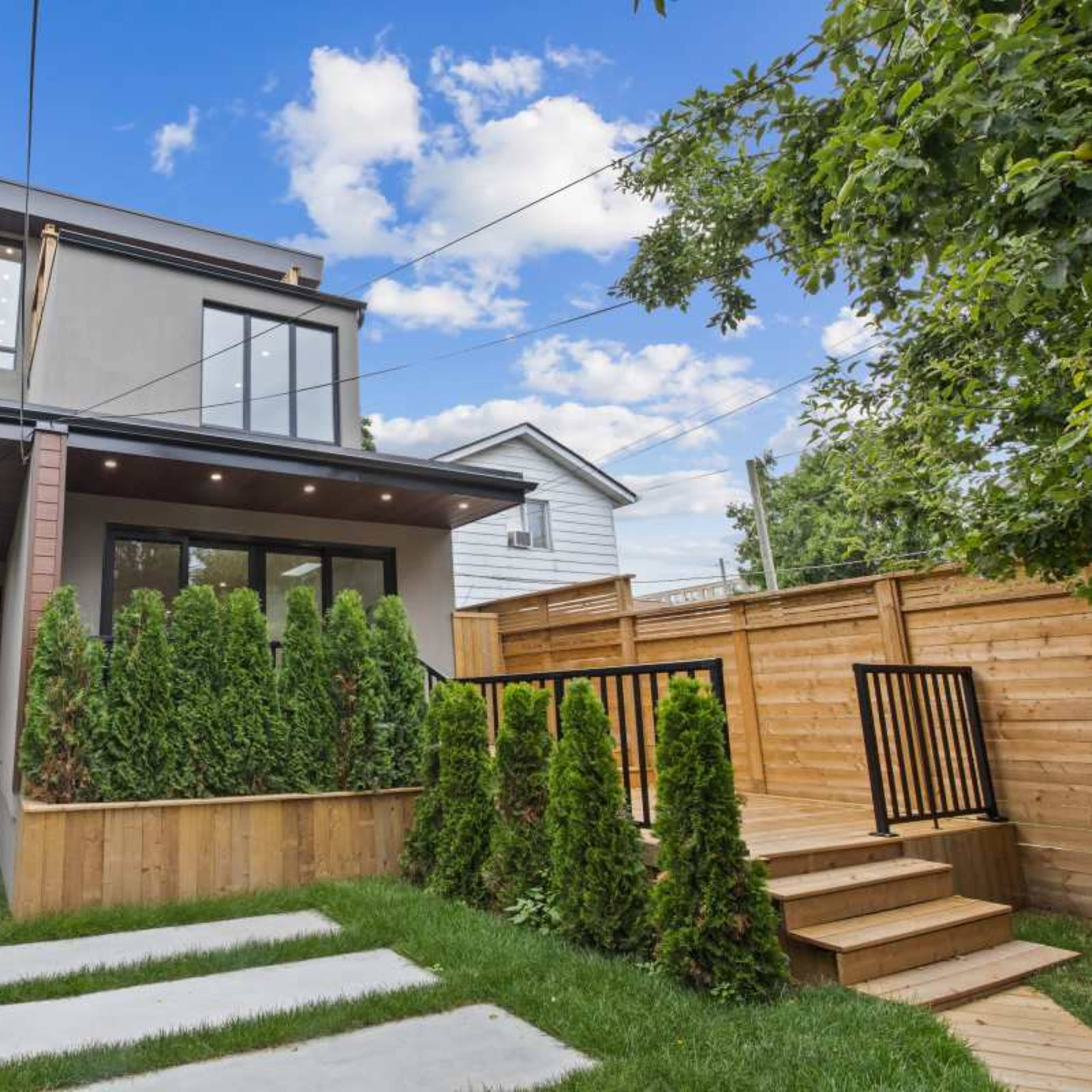 Modern House Toronto Image in Warren Park, Toronto, ON