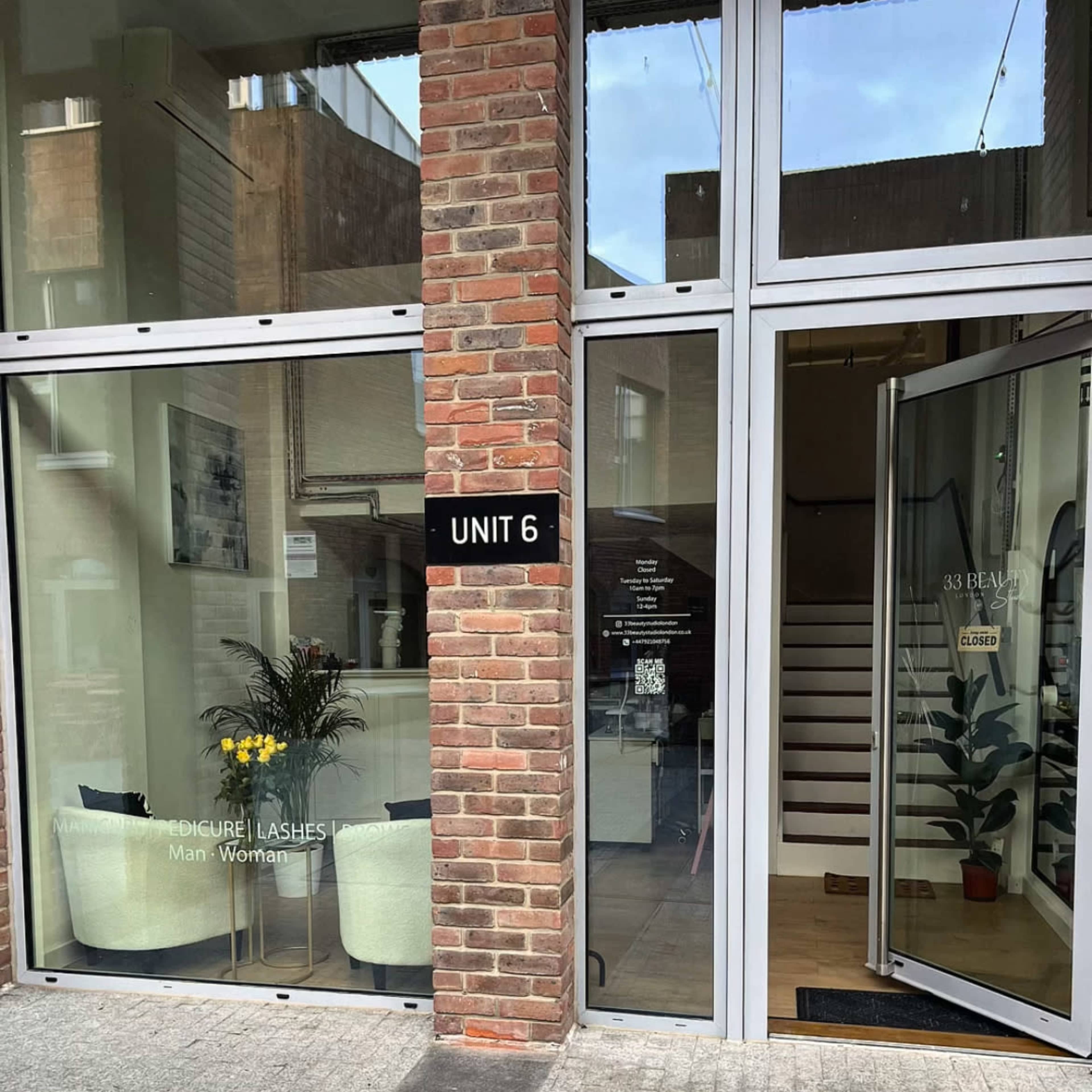 Beauty Studio. Image in Walthamstow, London, England