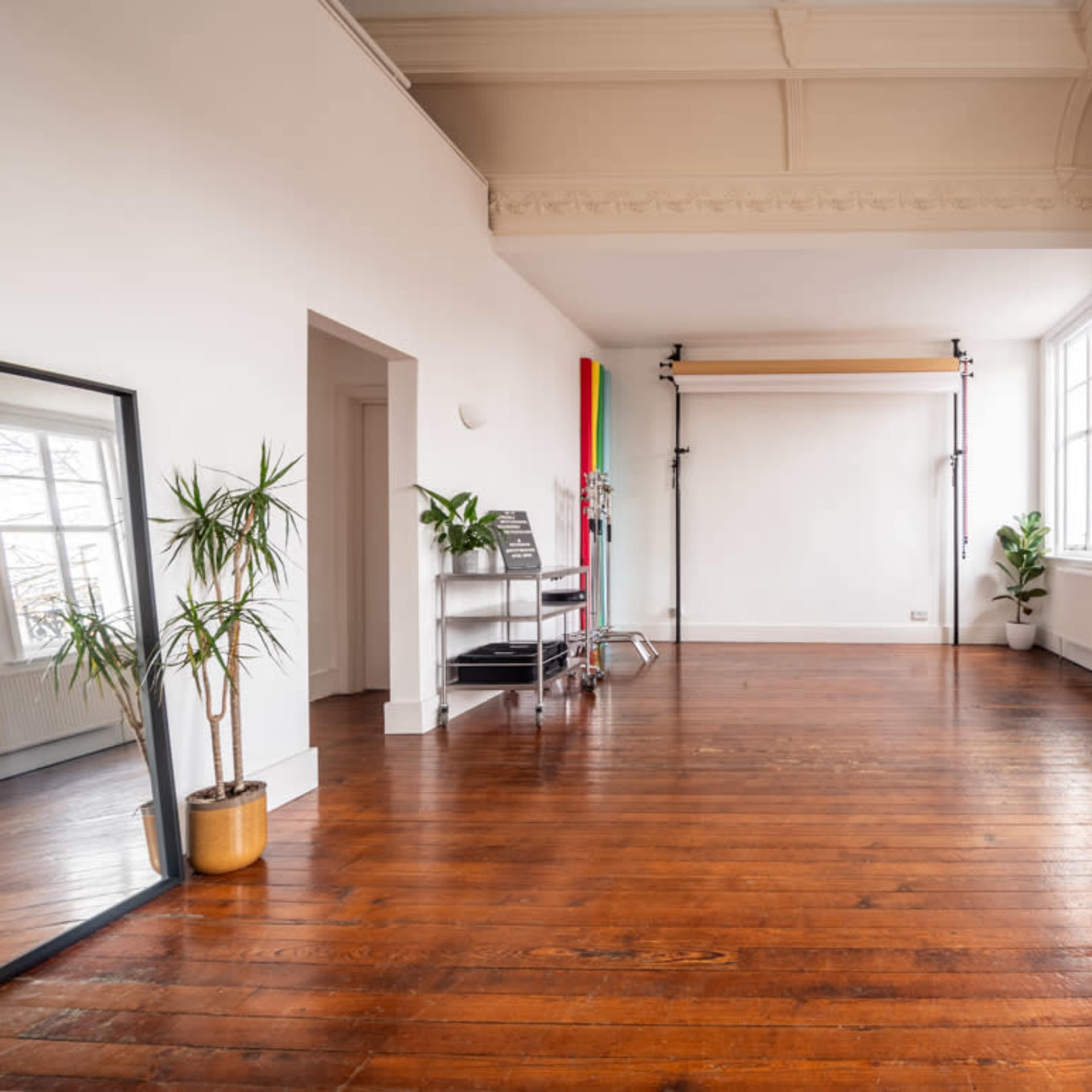 Balham Natural Light Studio Image in Balham, London, England