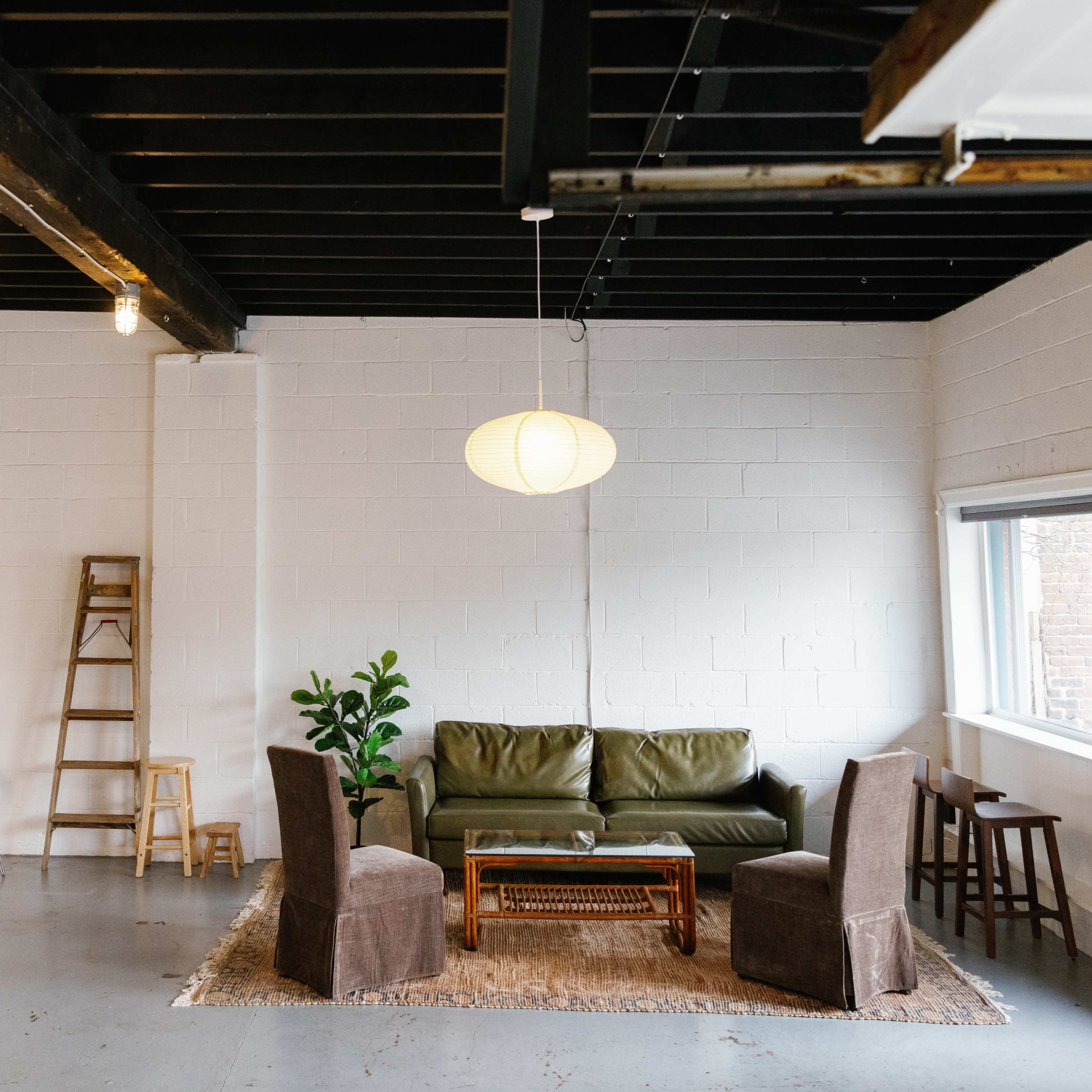 Downtown Industrial Modern Studio Image in West Suburb, Lexington, KY