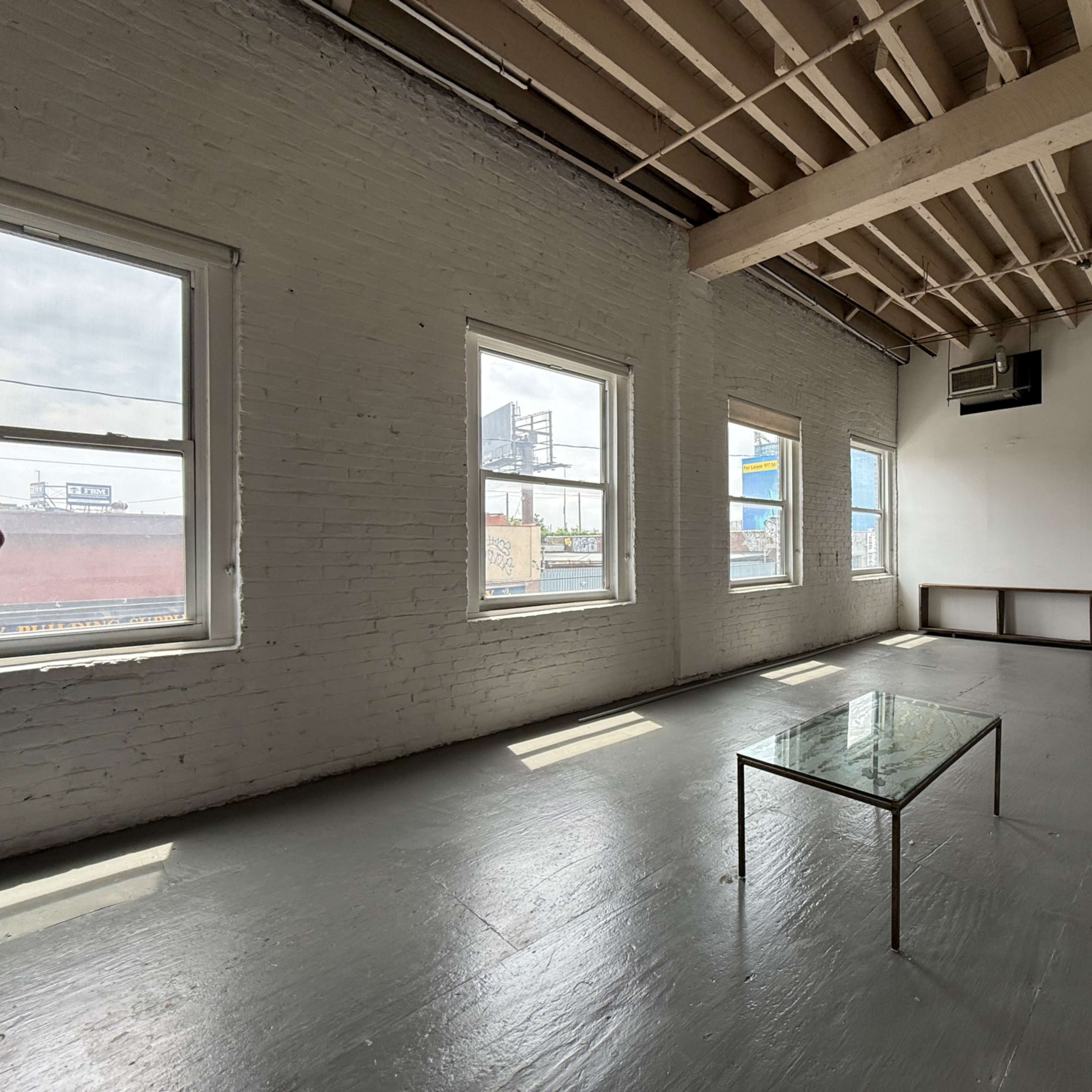 Urban industrial location with lots of large windows Image in Greenpoint, Brooklyn, NY