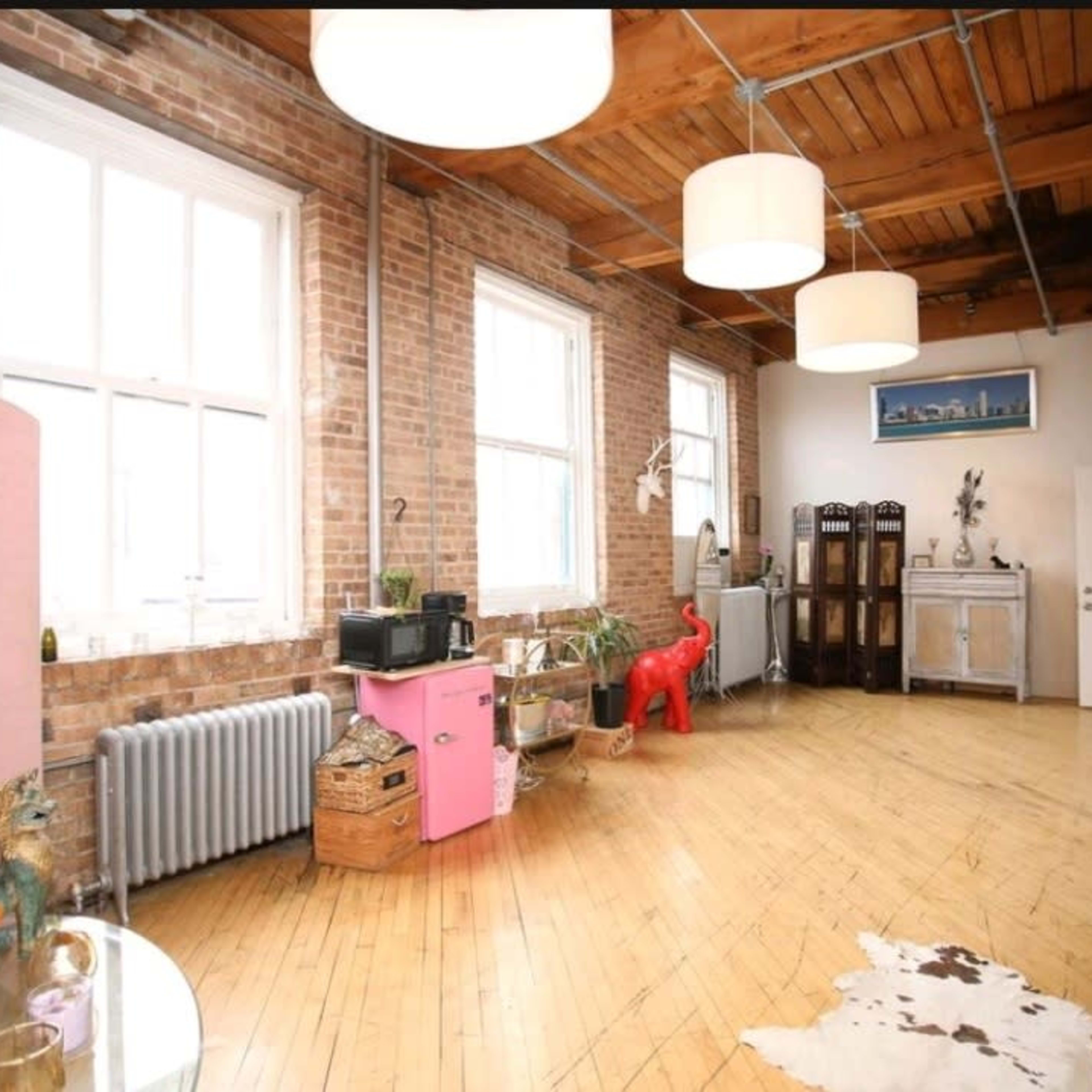 10 Best Unique & Creative Art Studios for Rent in Chicago, IL | Peerspace