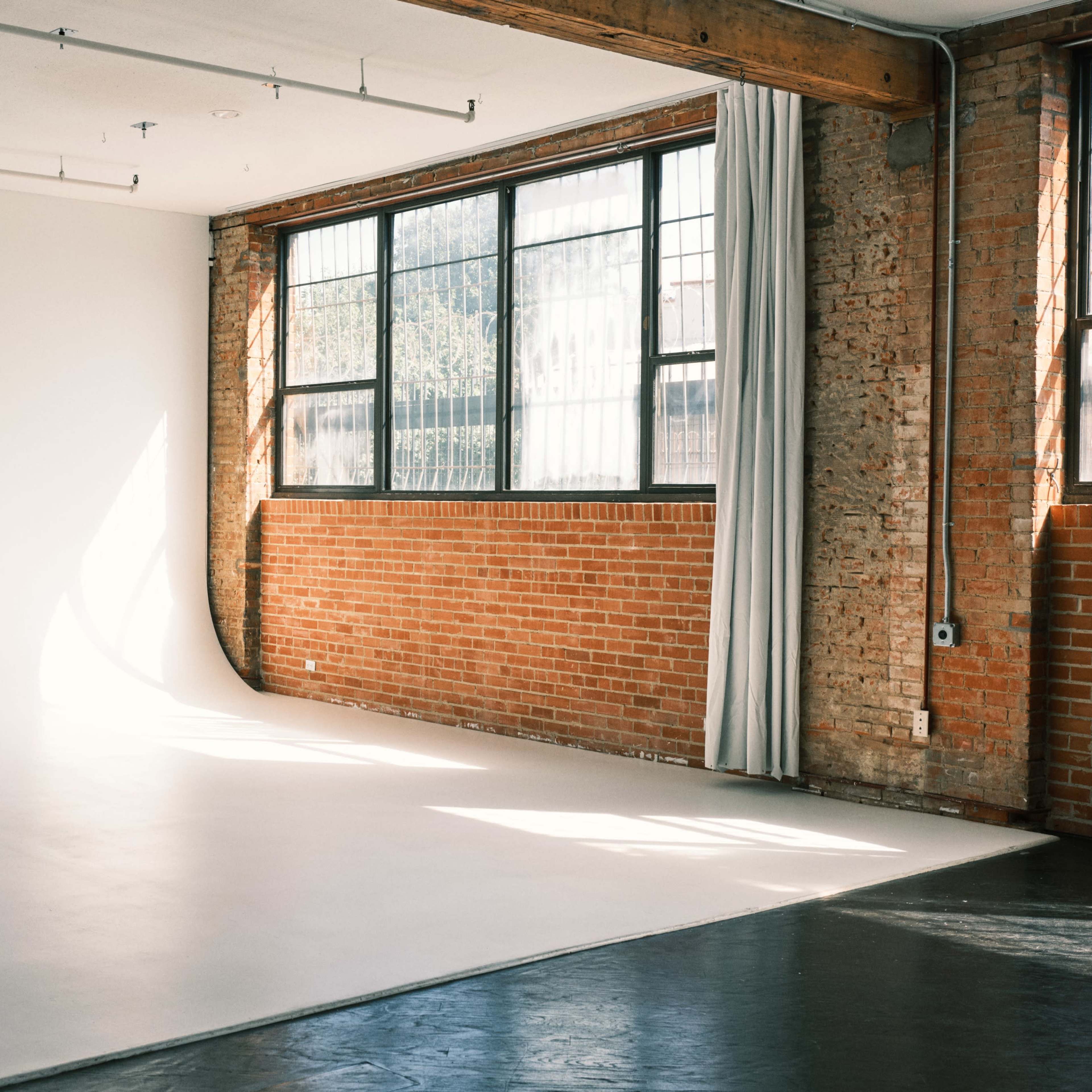 SUPER COOL Natural Light Photo Studio near downtown Dallas Image in Cedars, Dallas, TX
