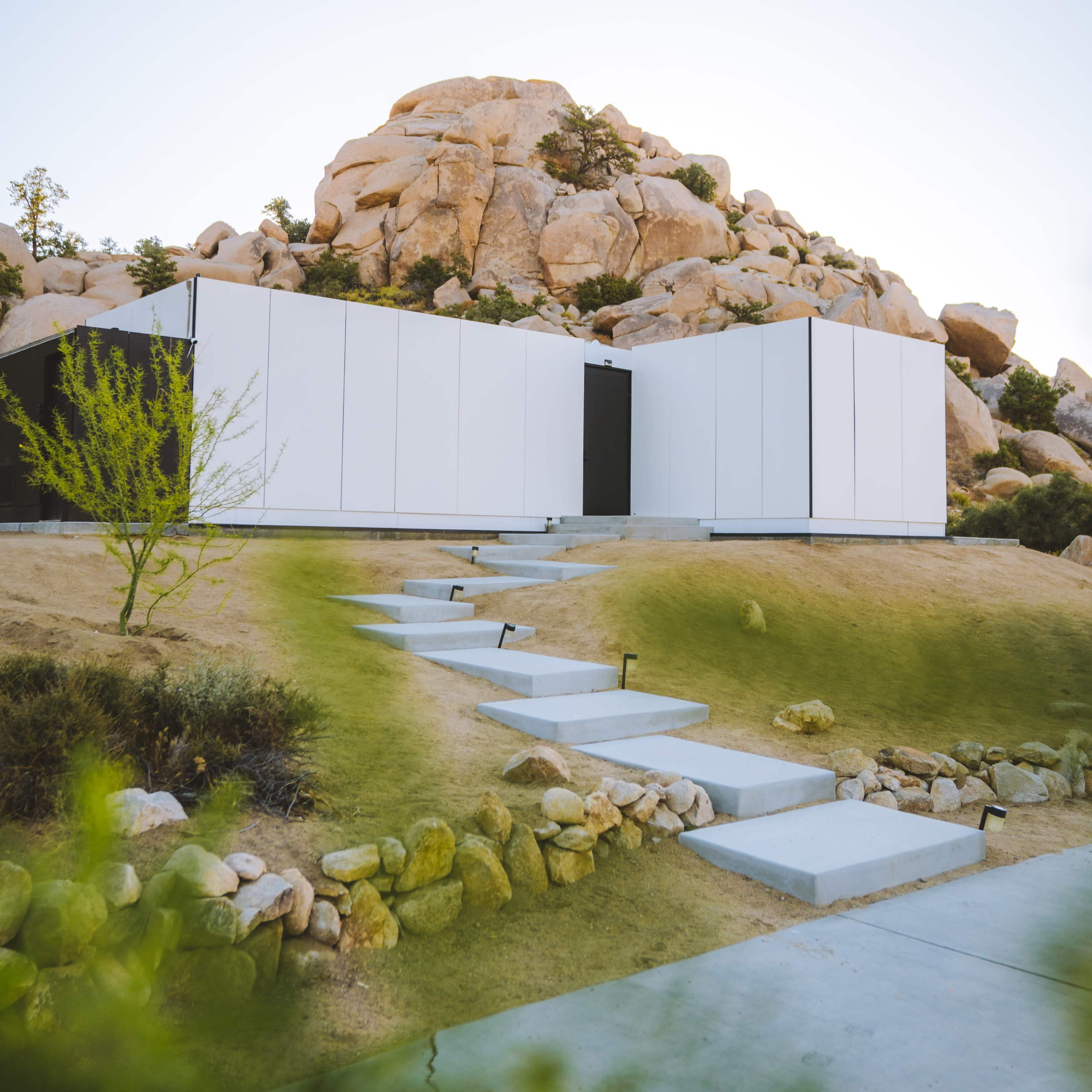 Sol to Soul - Modern Desert Oasis with Stunning Boulders & Views Image in , Pioneertown, CA
