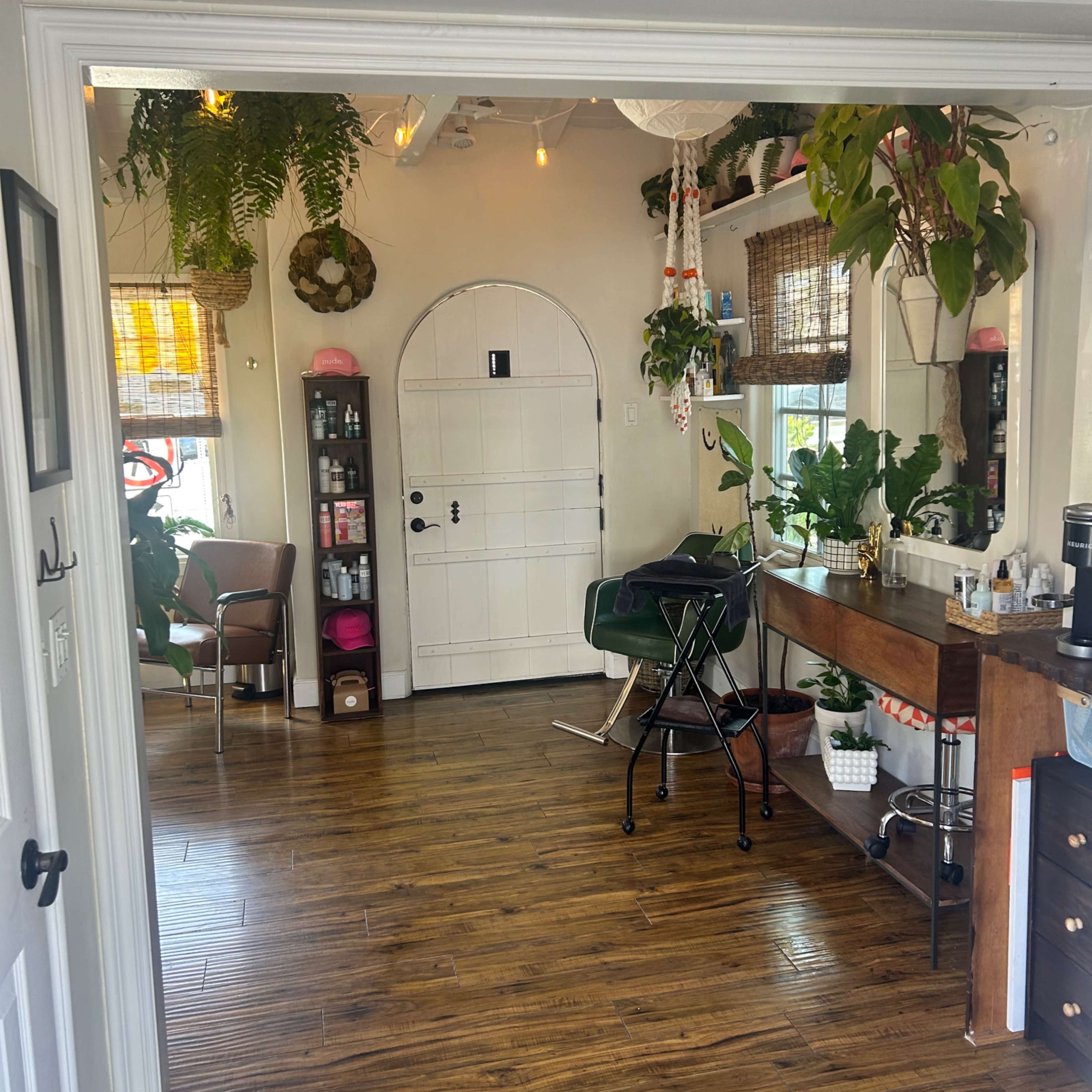 boutique hair salon Image in Laguna Beach, Laguna Beach, CA