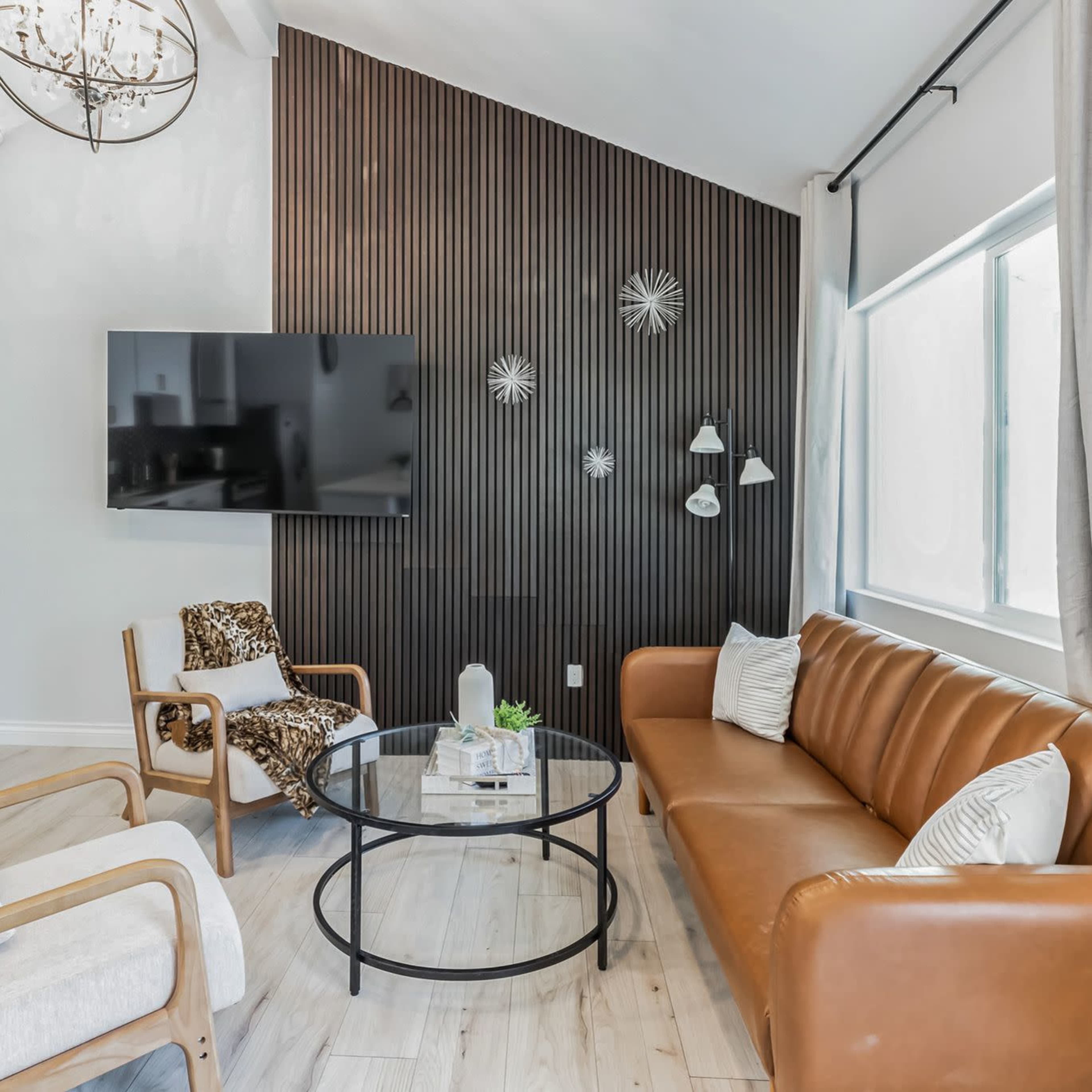 Stylish House for Guests Image in Temple City, Temple City, CA