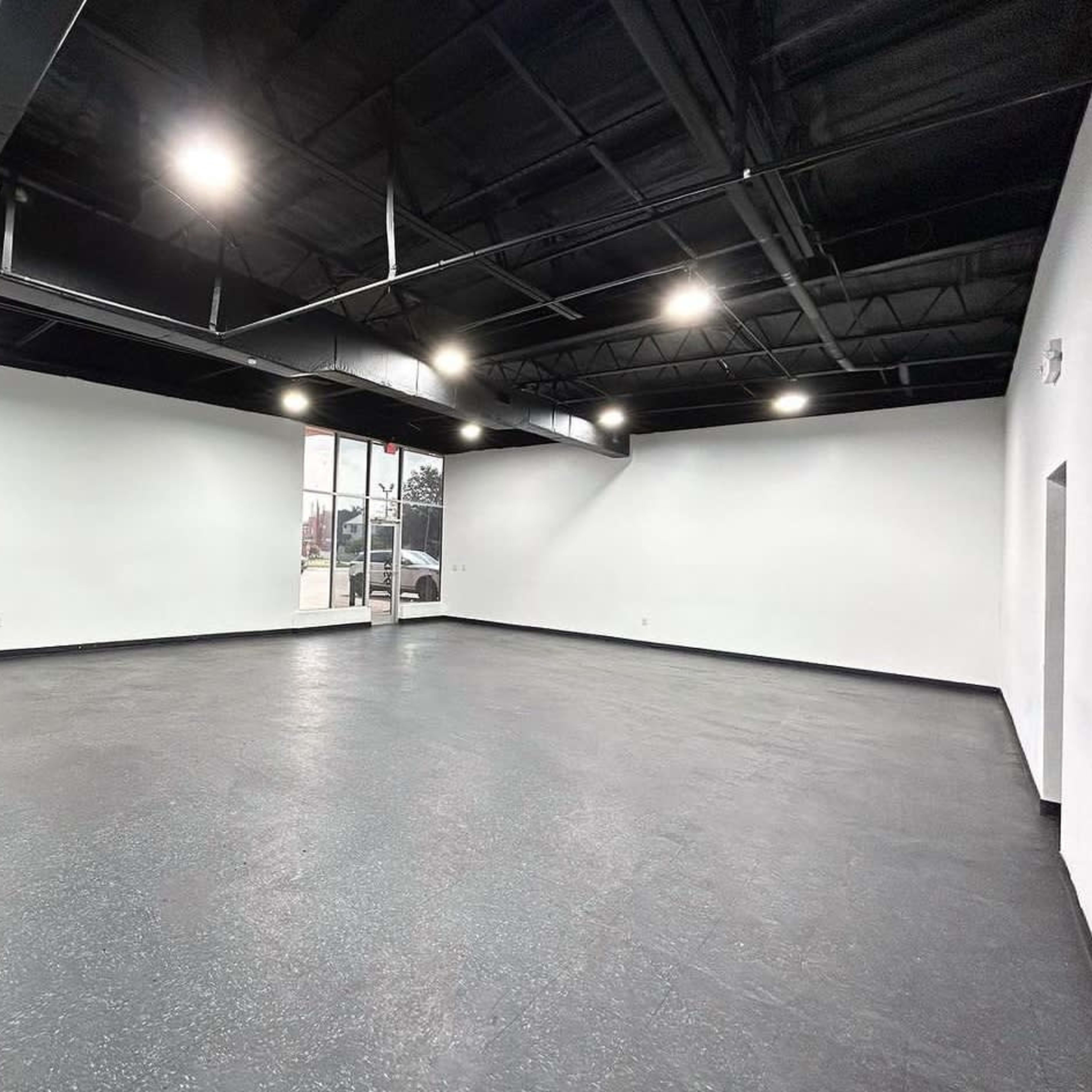 Blank Canvas Event Studio Image in MacGregor, Houston, TX