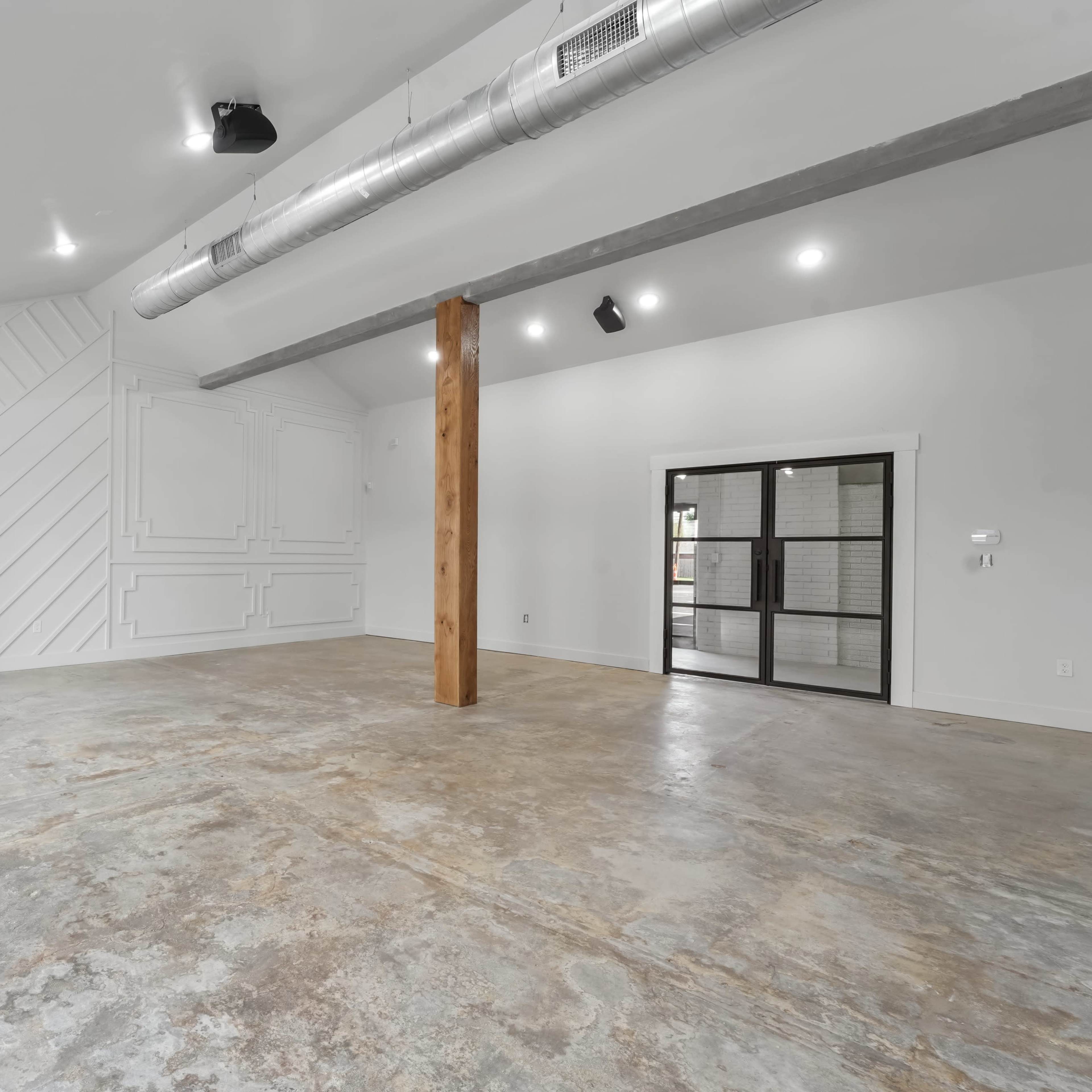Urban Studio Loft with Industrial Charm Image in Independence Heights, Houston, TX