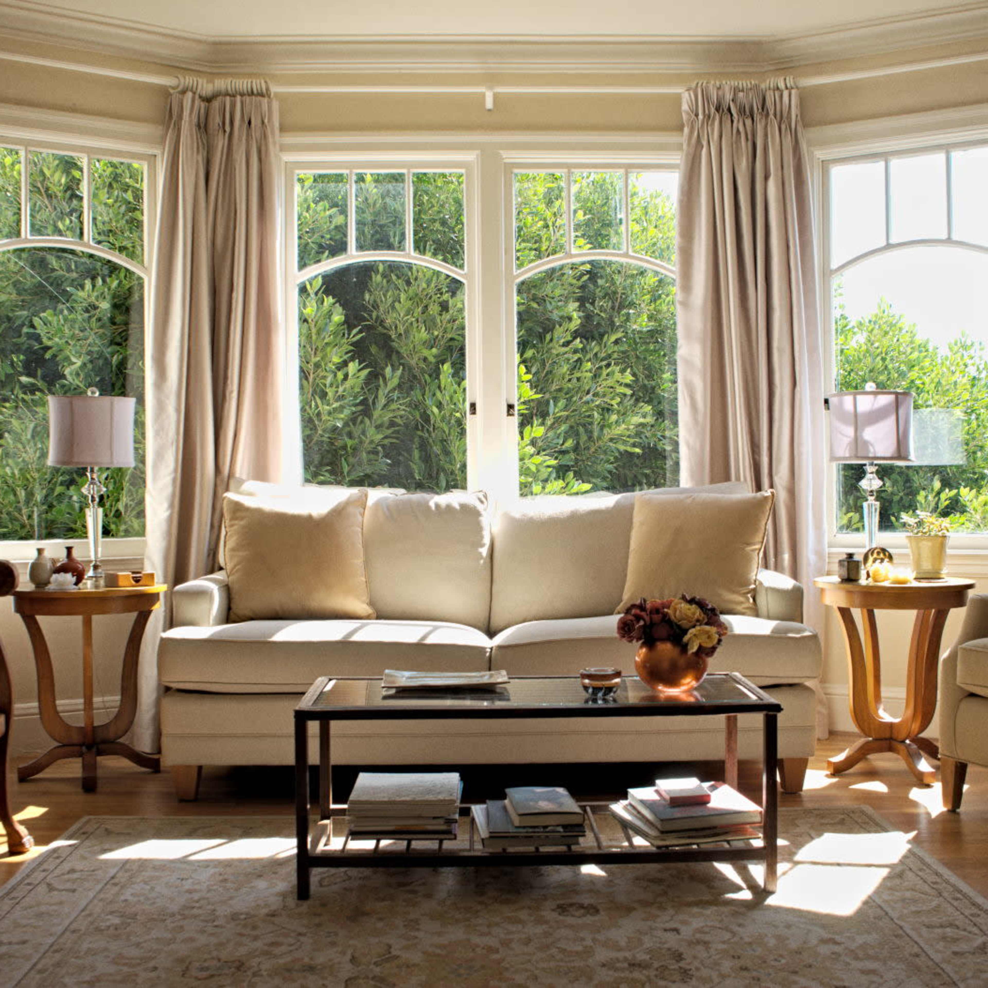 Castro Flat with Natural Light and Lovely Garden Image in Eureka Valley, San Francisco, CA
