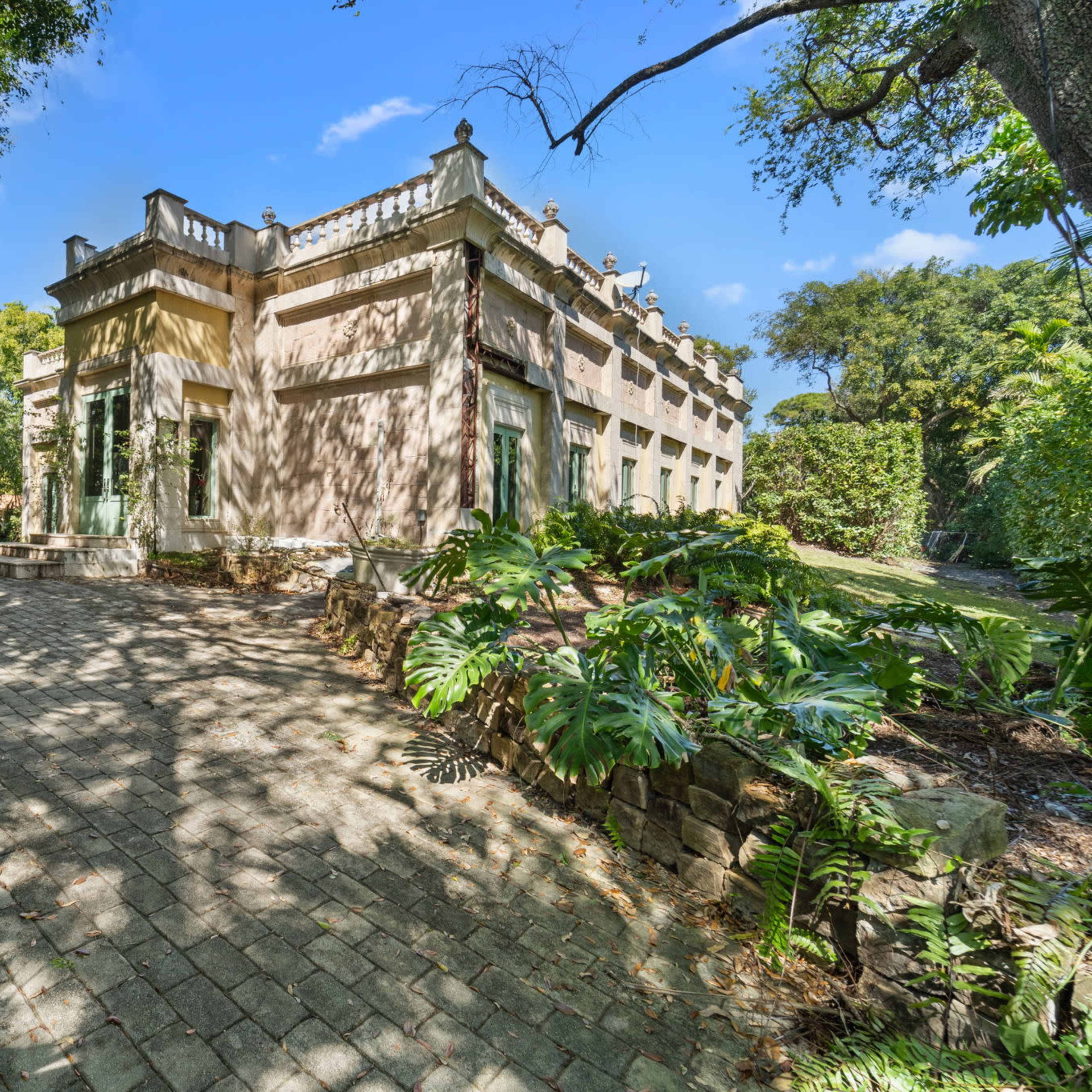 Villa Roma Estate Image in Miami Shores, Miami Shores, FL