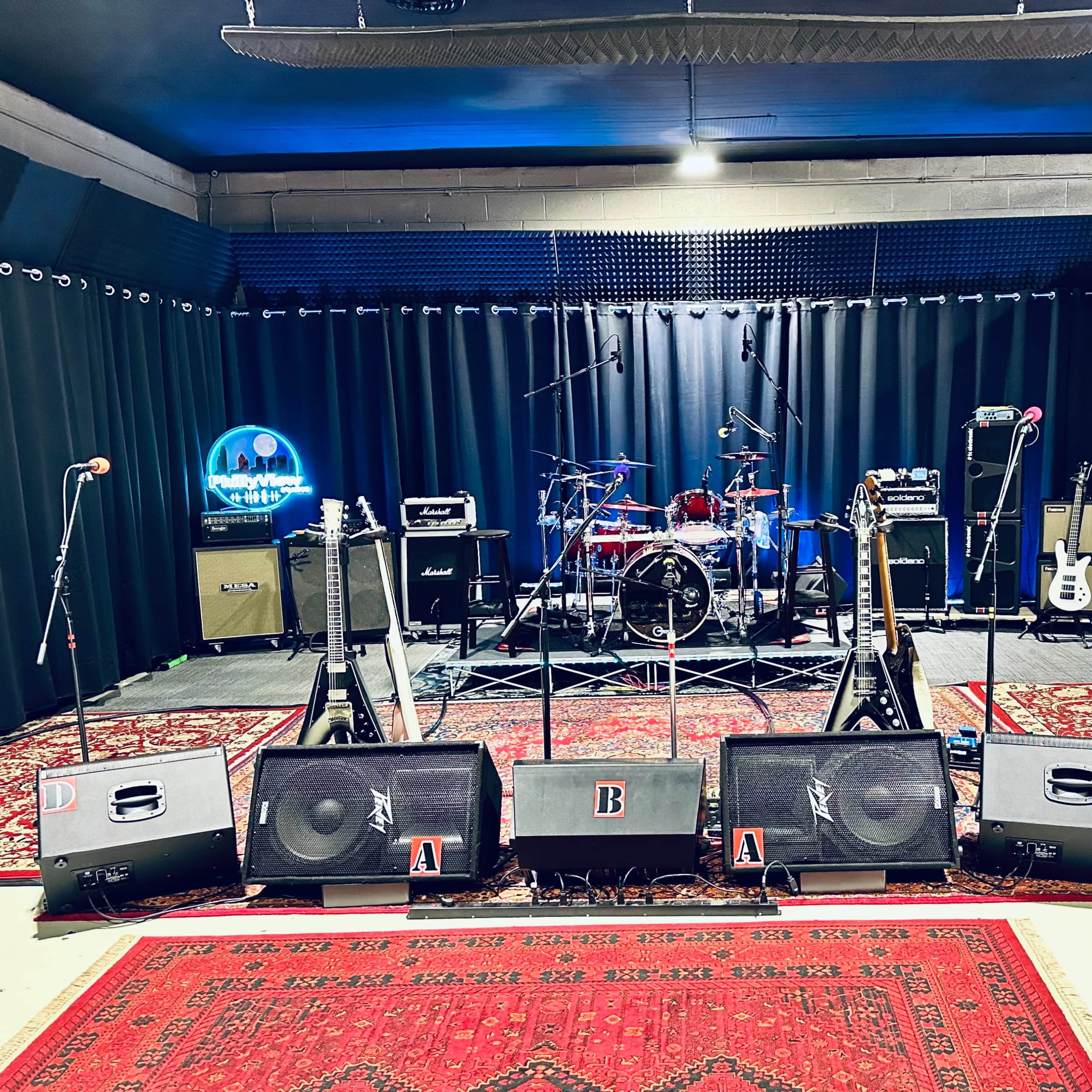 Creative Space for Musicians with a secluded Philadelphia View Image in Fairview Village, Montgomery County, PA