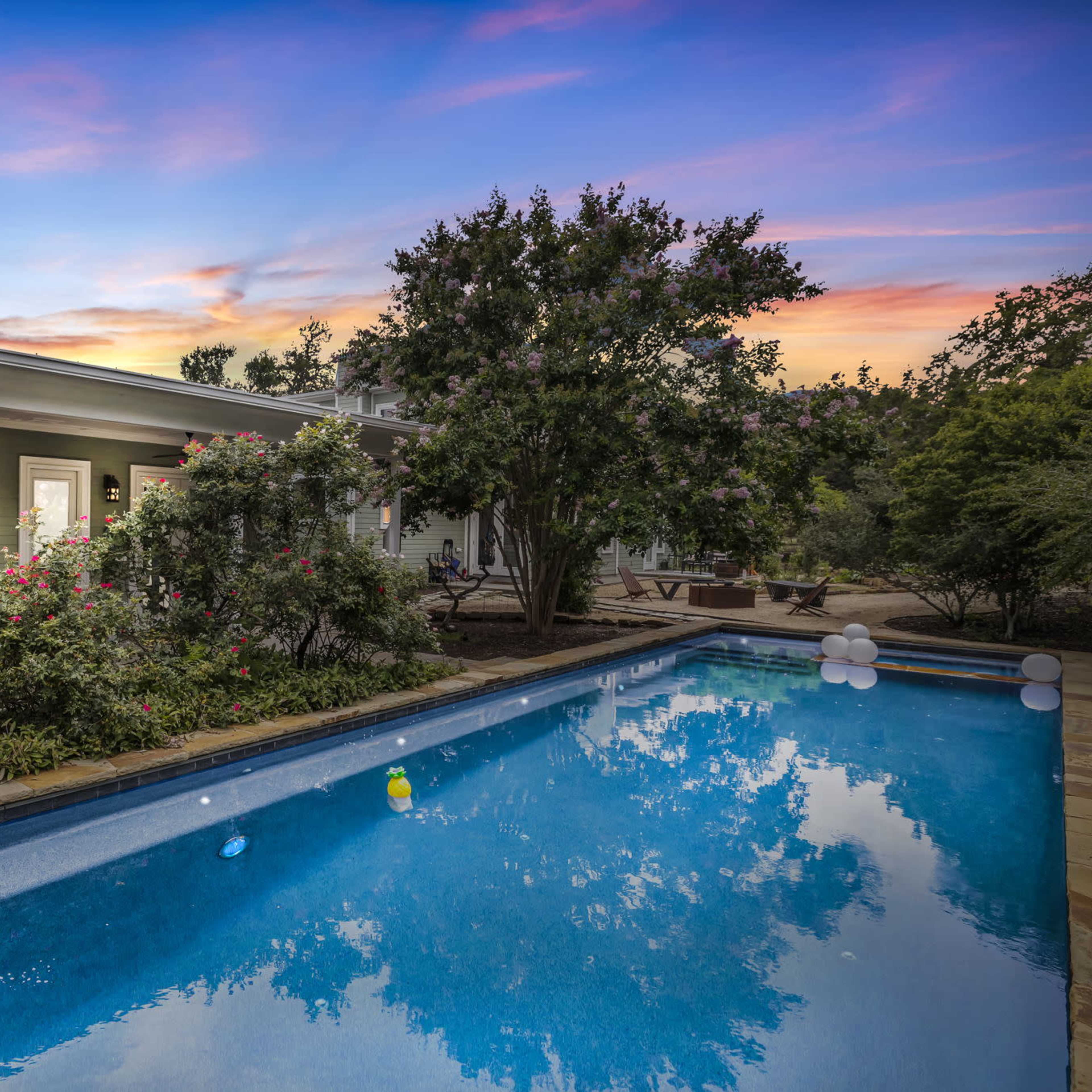 Retreat-Style Villa Located in Austin's Hill Country with Goats and Chickens! Image in Bear Creek, Austin, TX