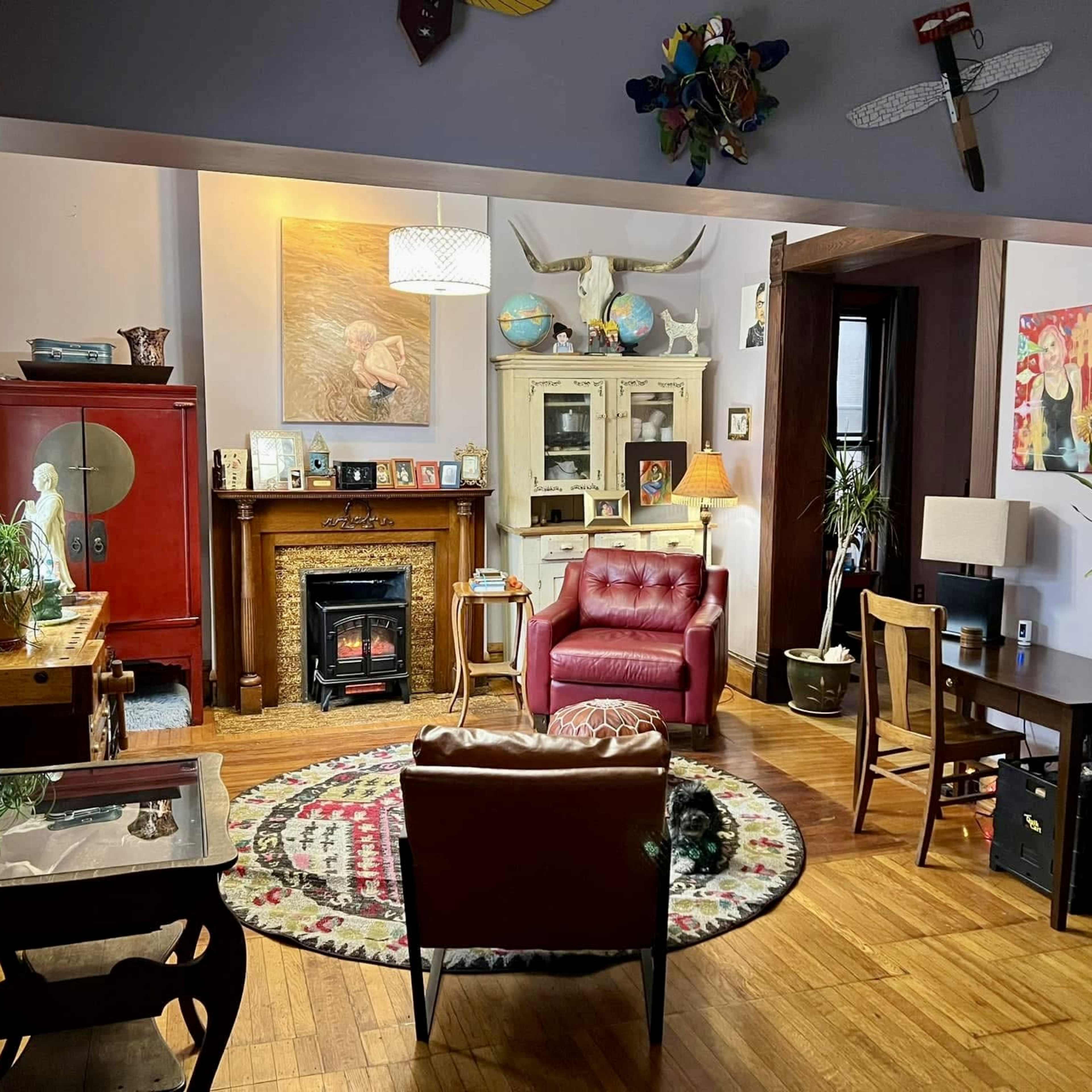 1887 Artsy Vintage Home Image in Dennison Place, Columbus, OH