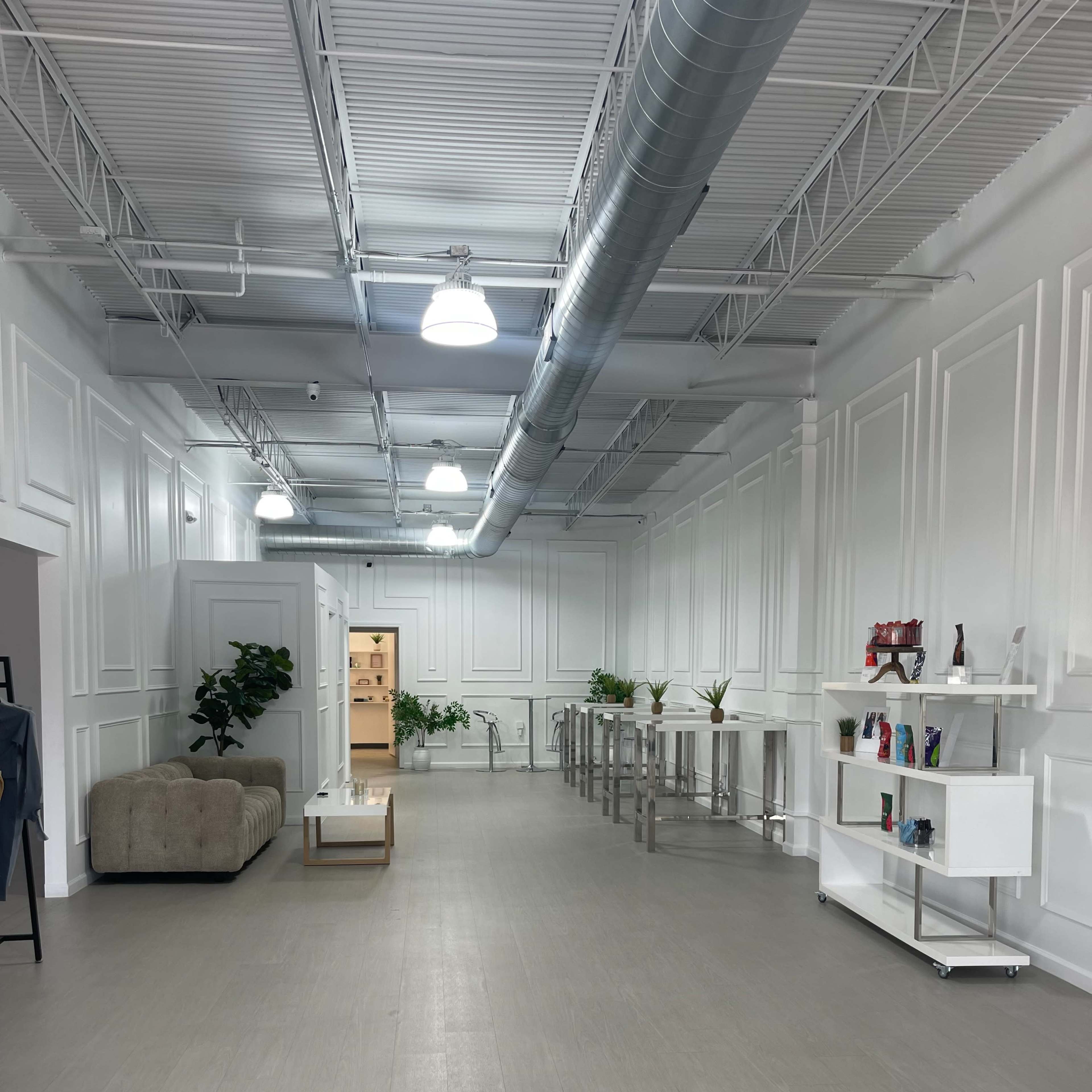 Venue located 15 minutes from downtown Houston Image in Lazybrook / Timbergrove, Houston, TX