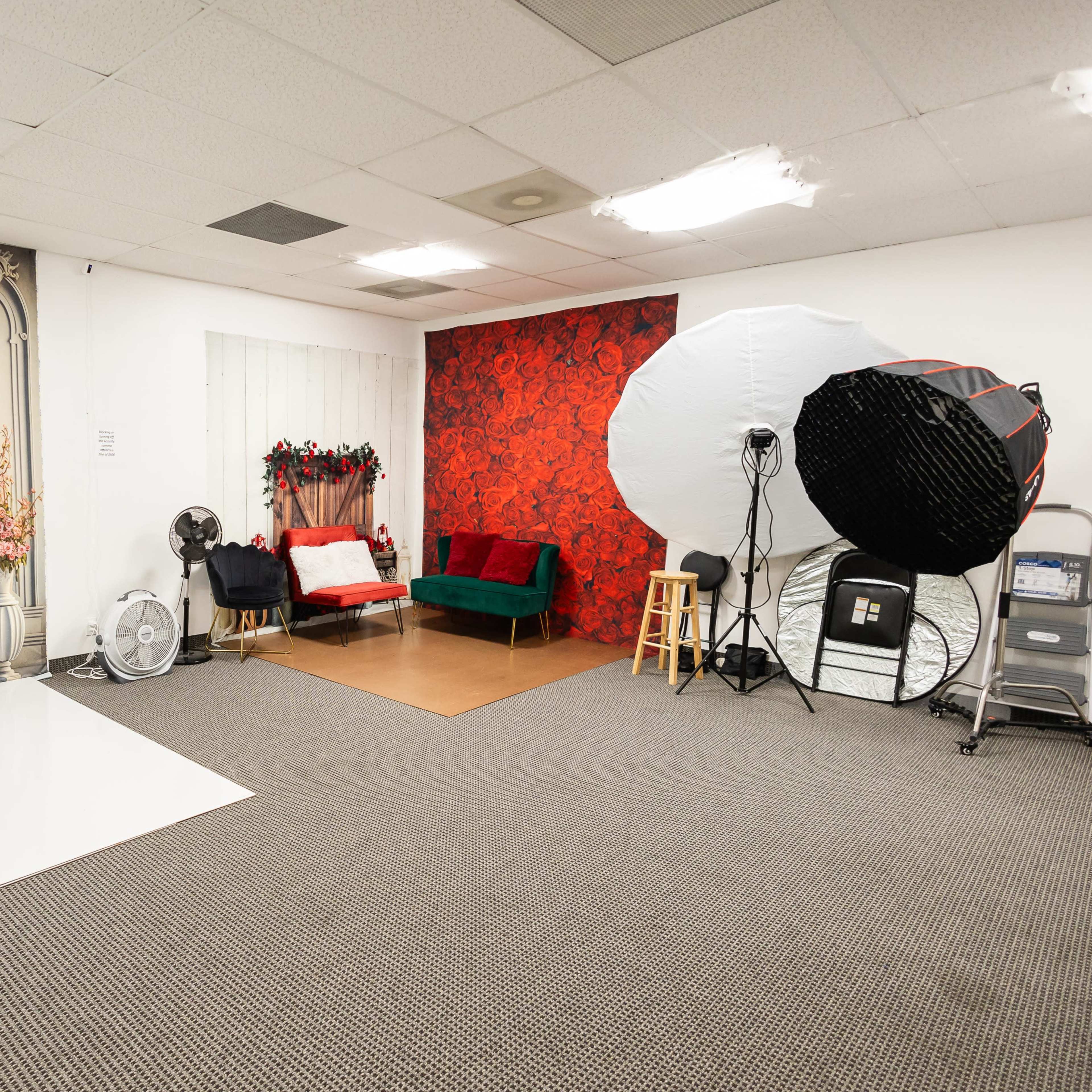 Valentine And Other Backgrounds, Props And Lighting Included Photo Studio Near  Dallas Downtown Image in Dallas, Dallas, TX