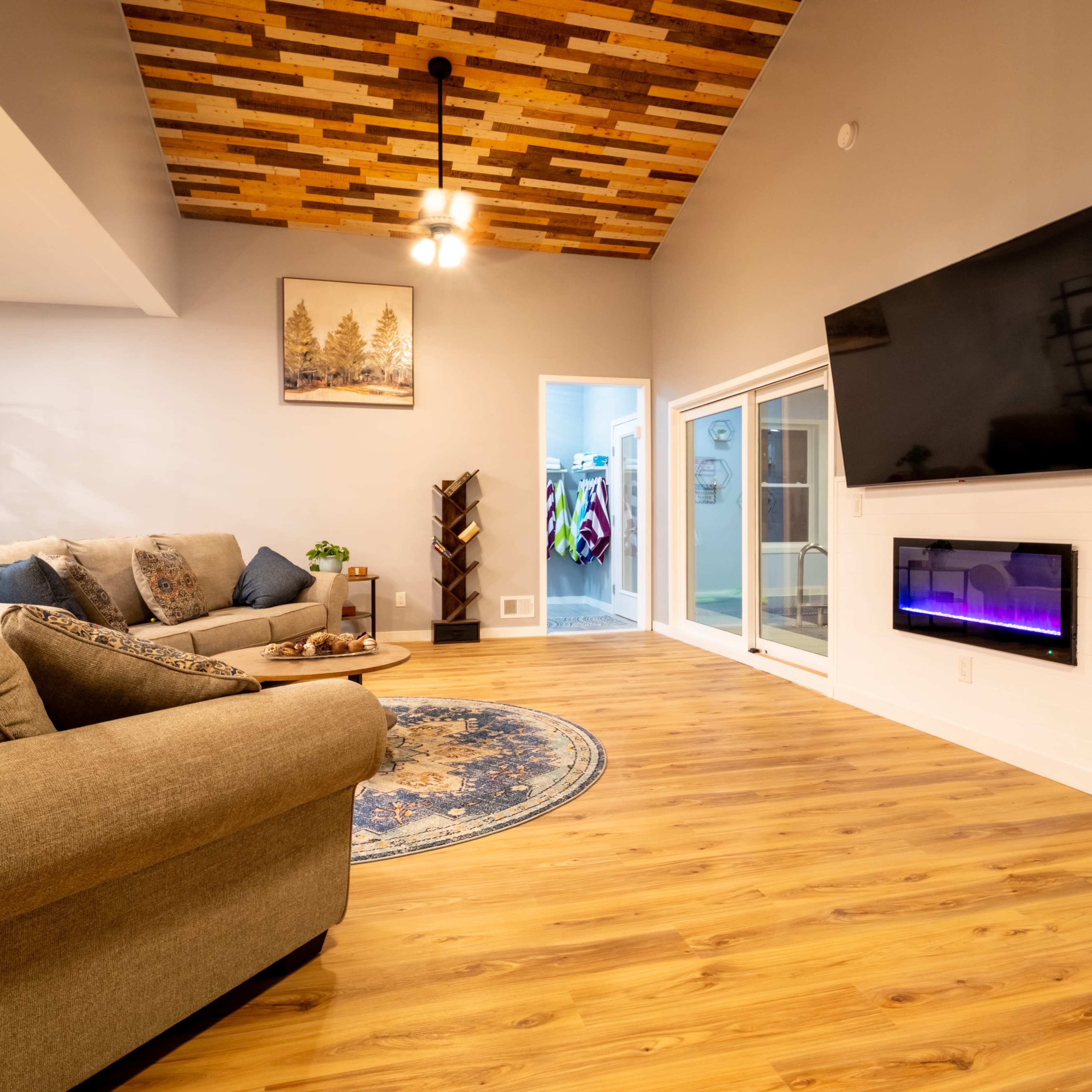 Luxury Home in the Mountains with Indoor Pool and Home Theater Image in Middle Smithfield Township, East Stroudsburg, PA
