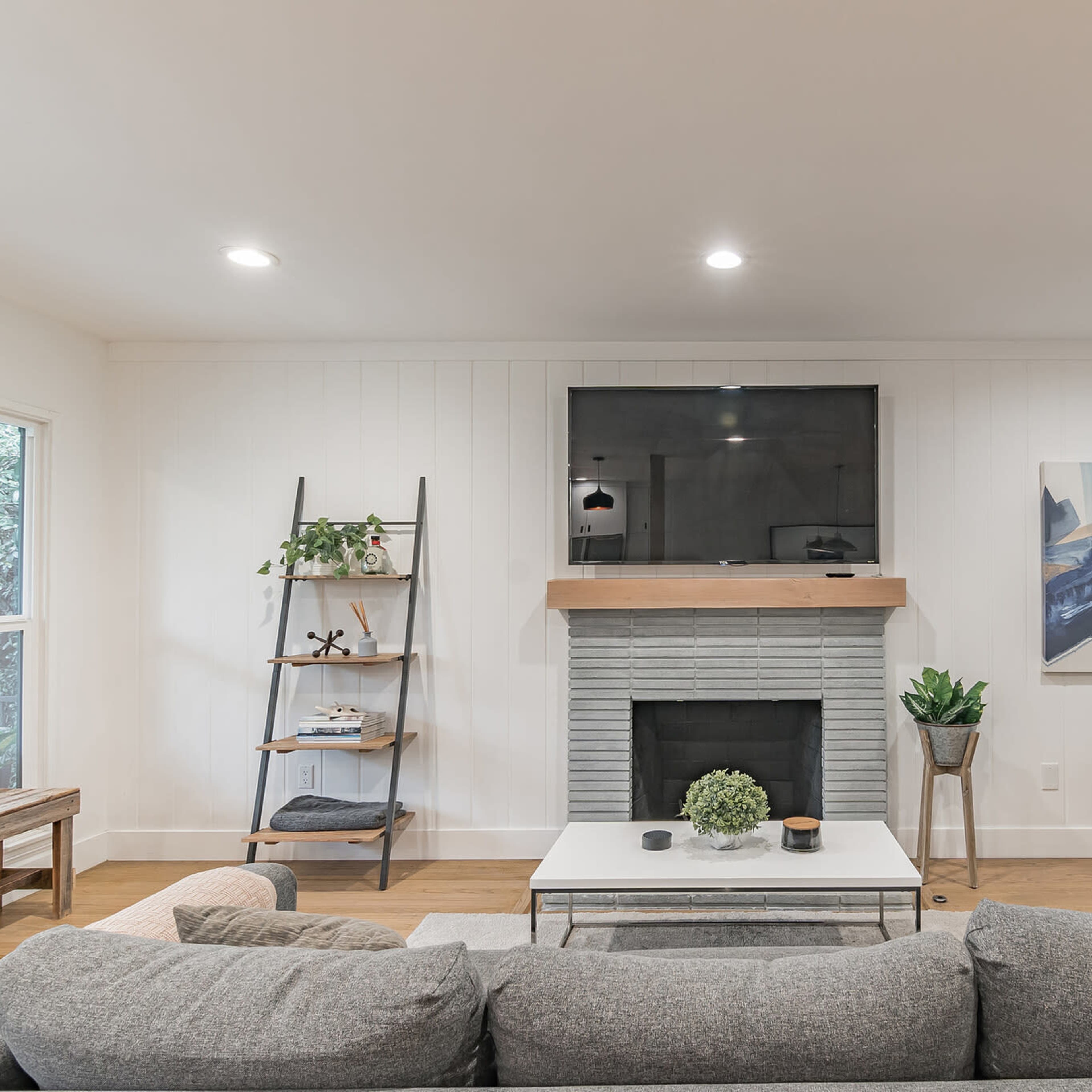 Modern, Tranquil Bungalow with Designer Finishes Image in Westchester, Los Angeles, CA