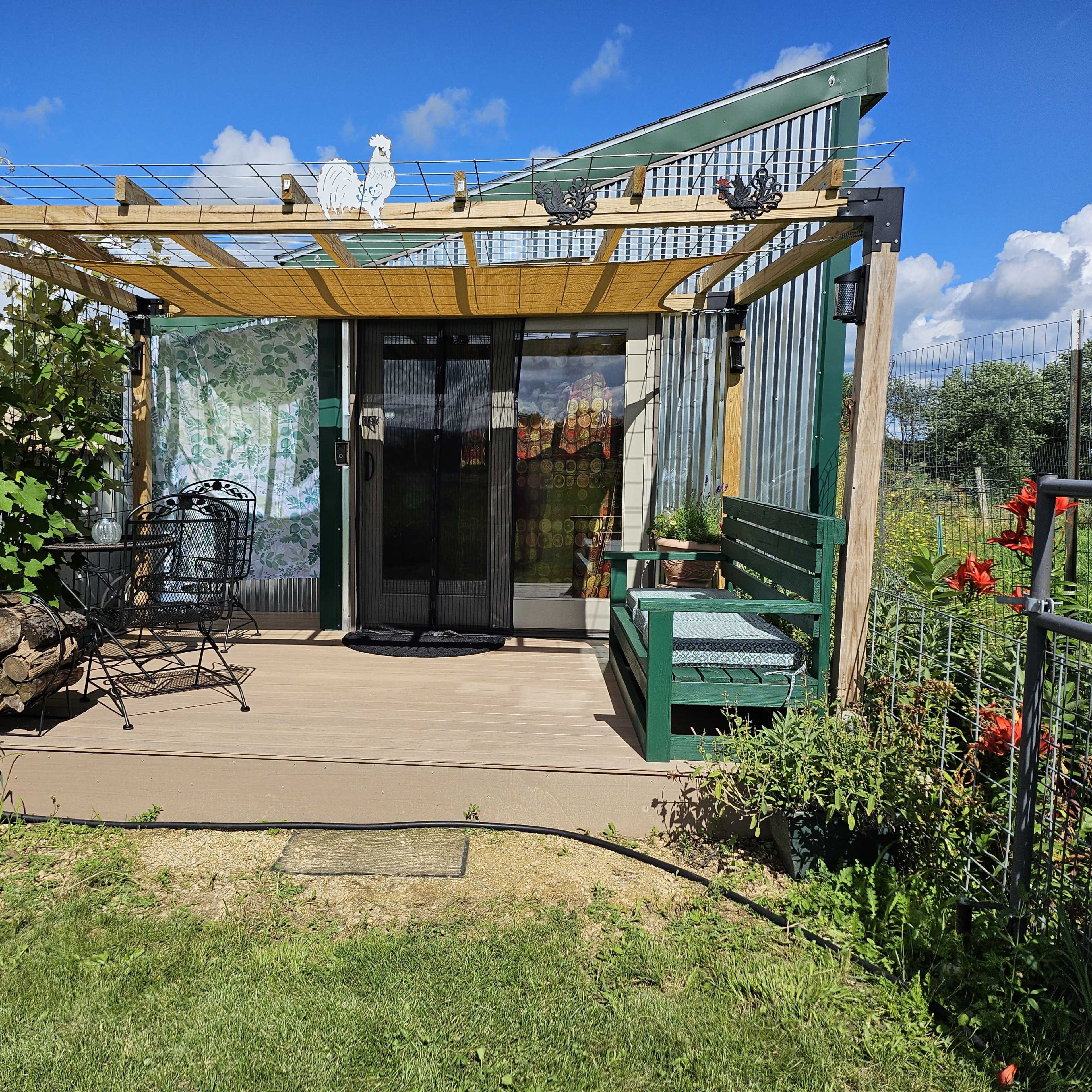 Gallus Palace - a tiny house surrounded by a rural homestead with east access to the big city Image in Oregon, Oregon, WI