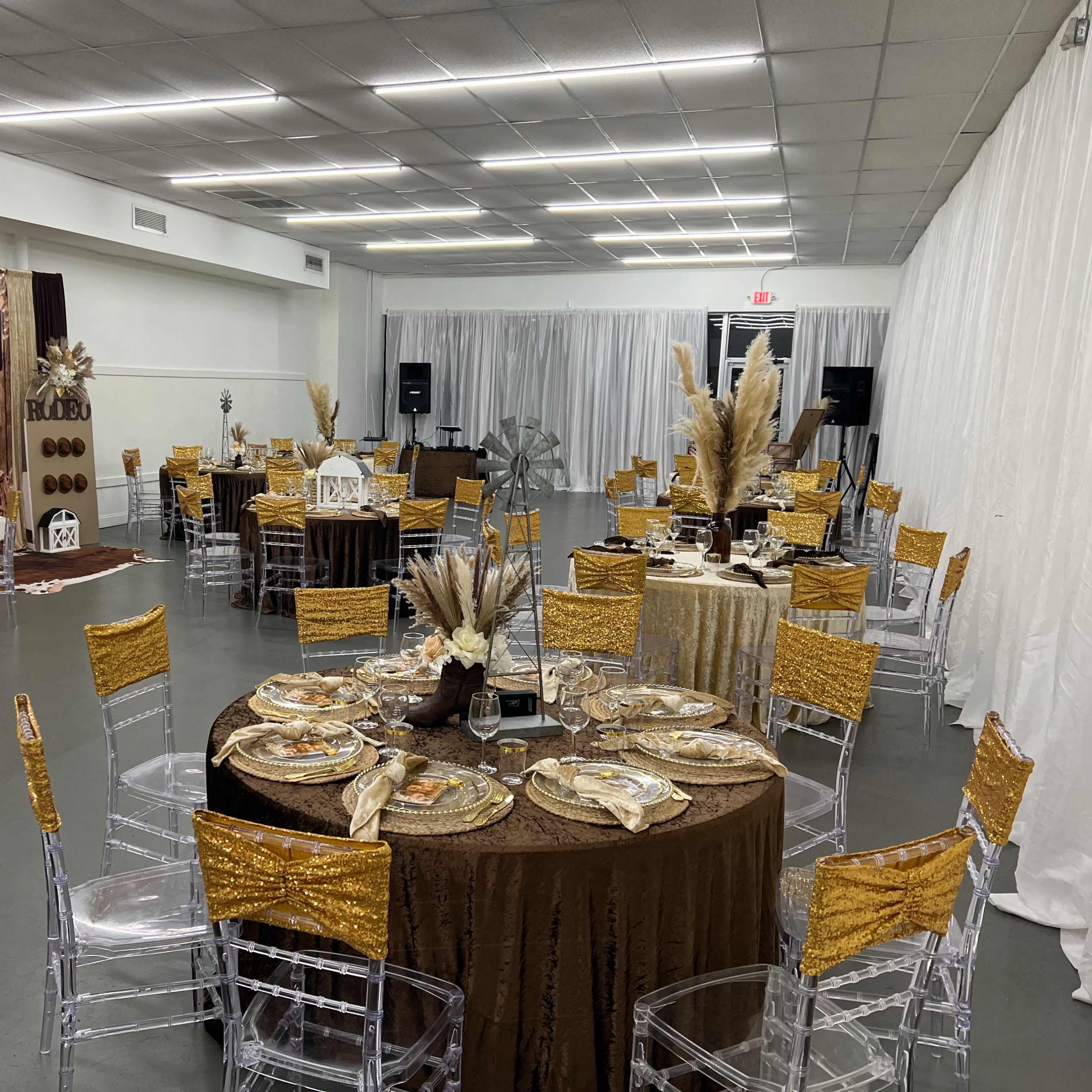 Large Event Venue Image in Winter Haven, Winter Haven, FL