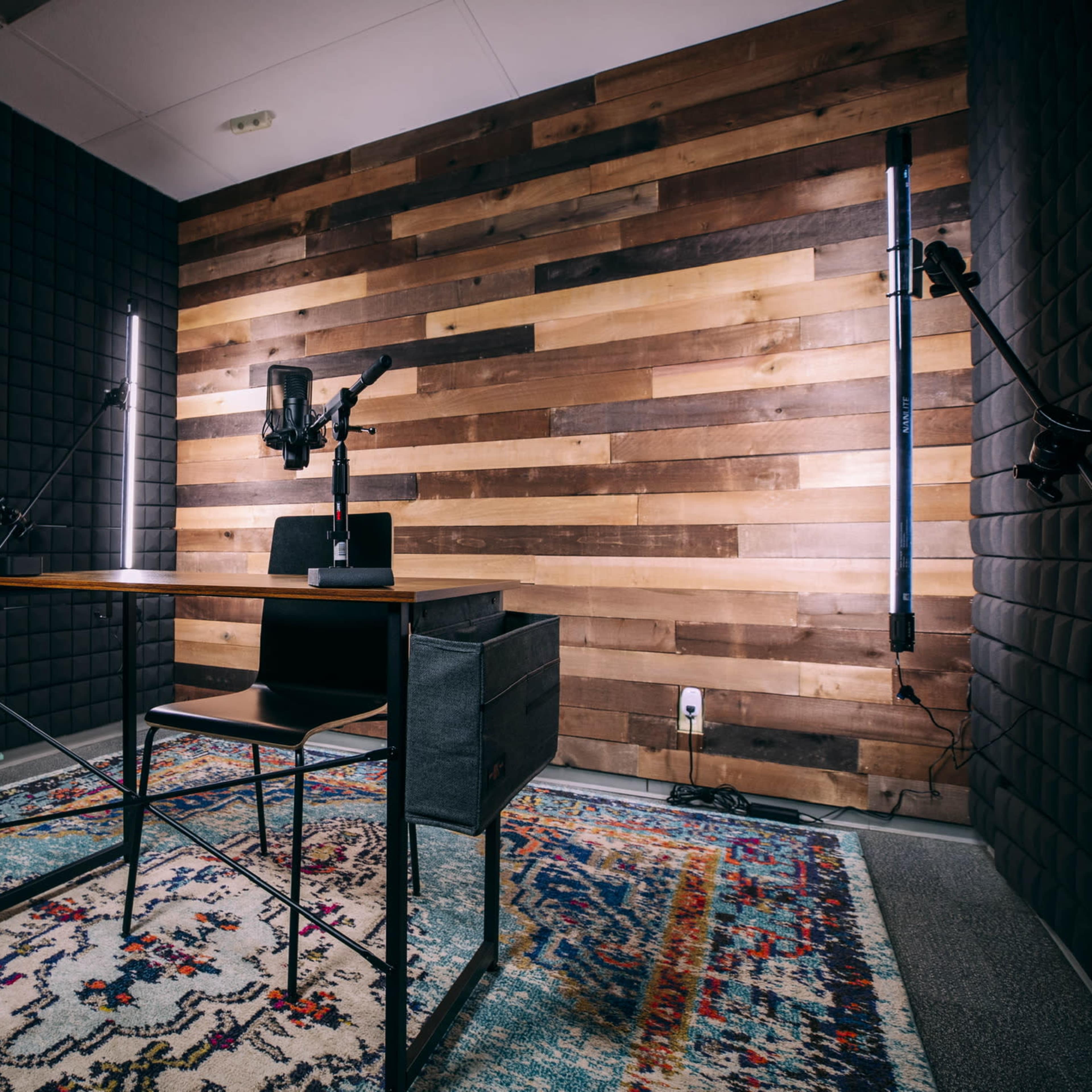 Centrally located podcast, interview and recording studio Image in Civic Center, San Francisco, CA