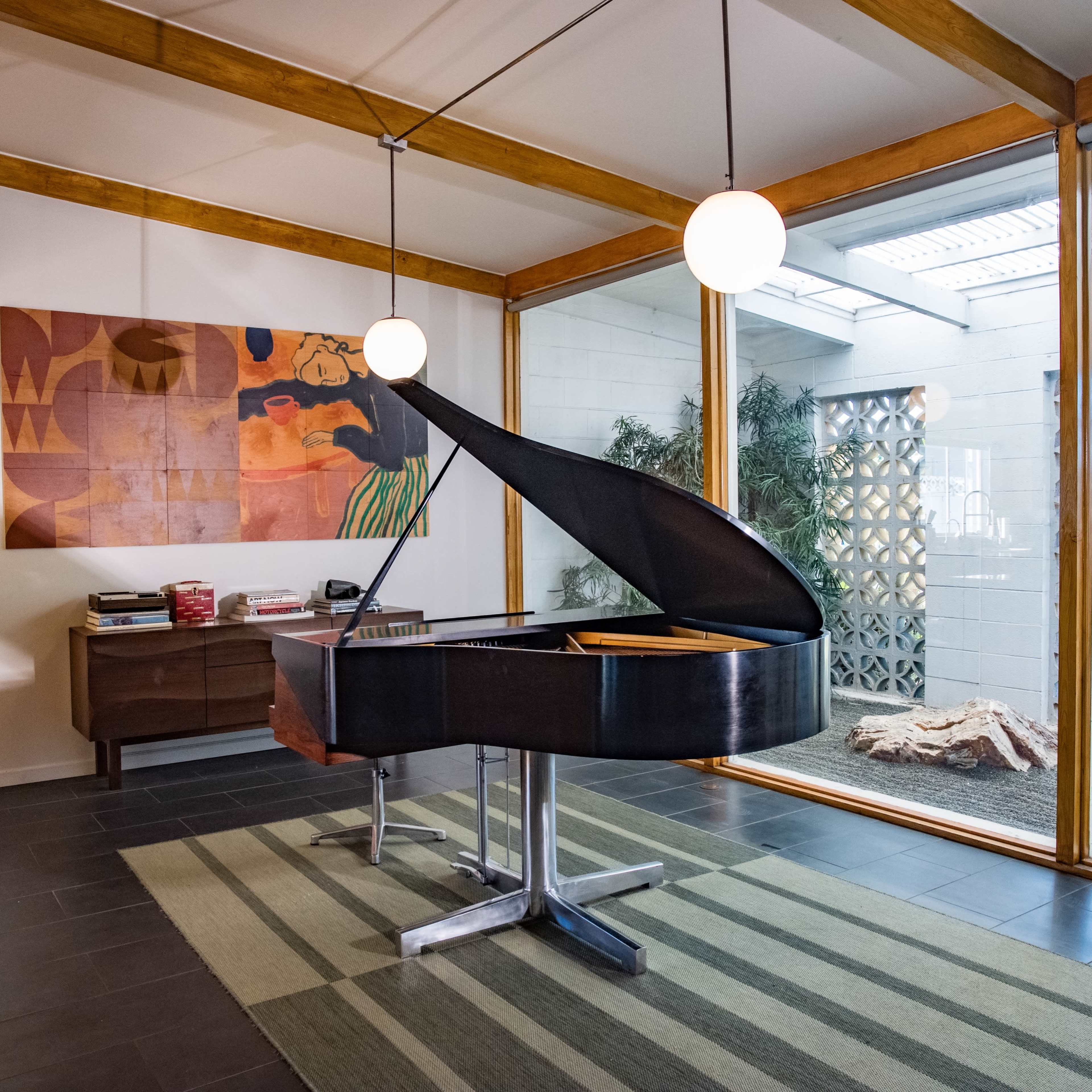 Authentic Mid-Century Modern Home with Pool Image in Downey, Downey, CA