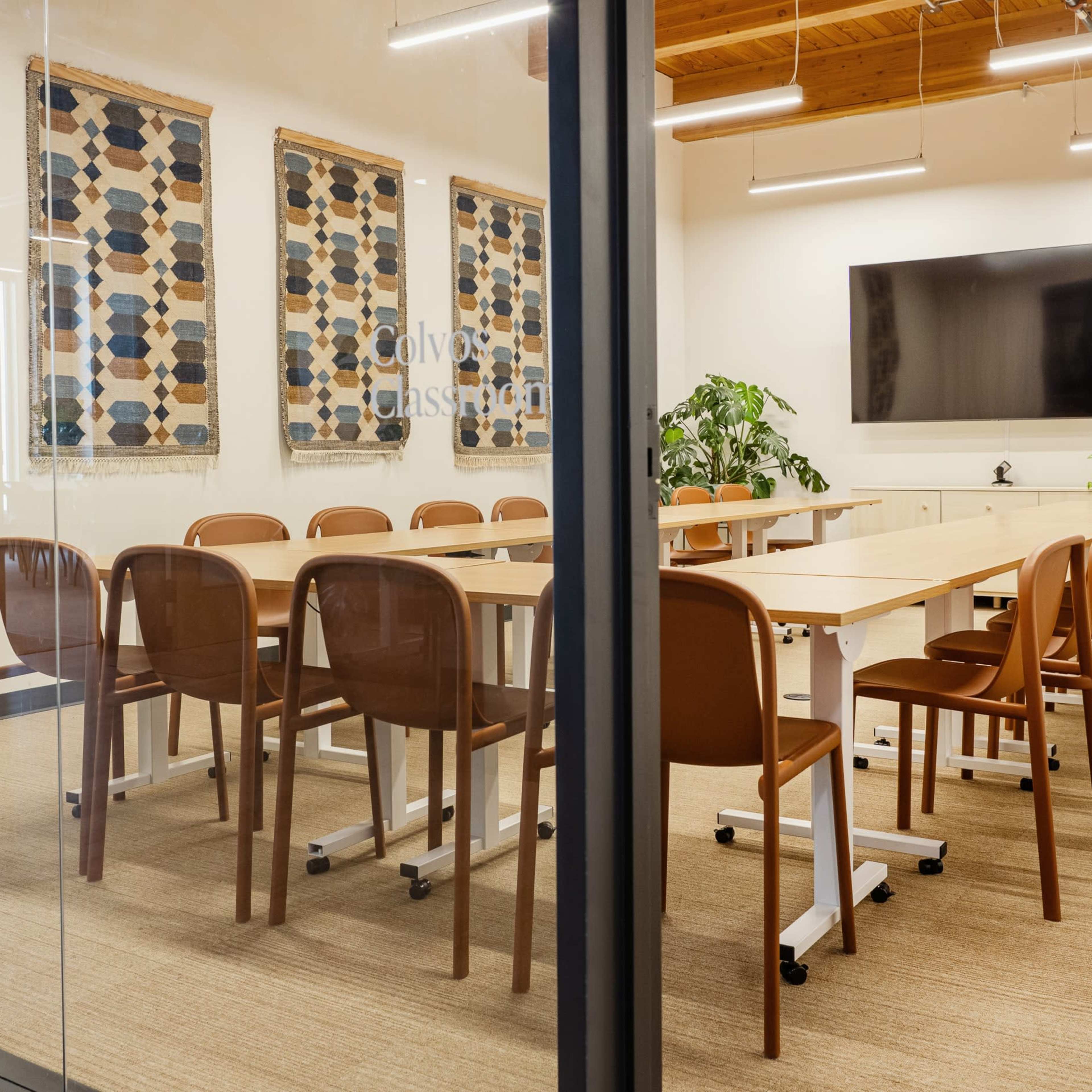 Large Versatile Meeting Room with Exposed Timber Image in Ballard, Seattle, WA