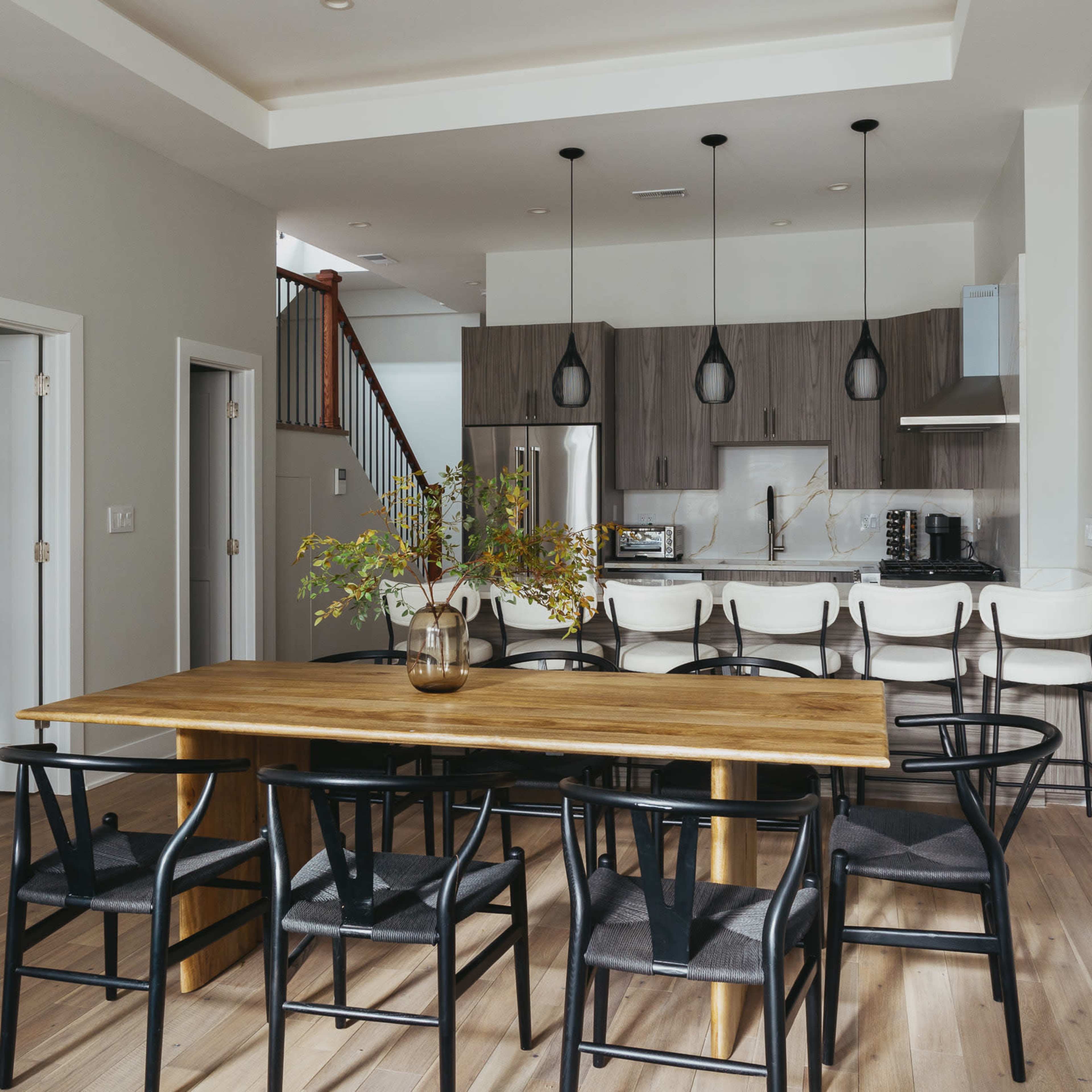 Luxury Designer Penthouse with Private Deck in the heart of Gold Coast Image in Near North Side, Chicago, IL