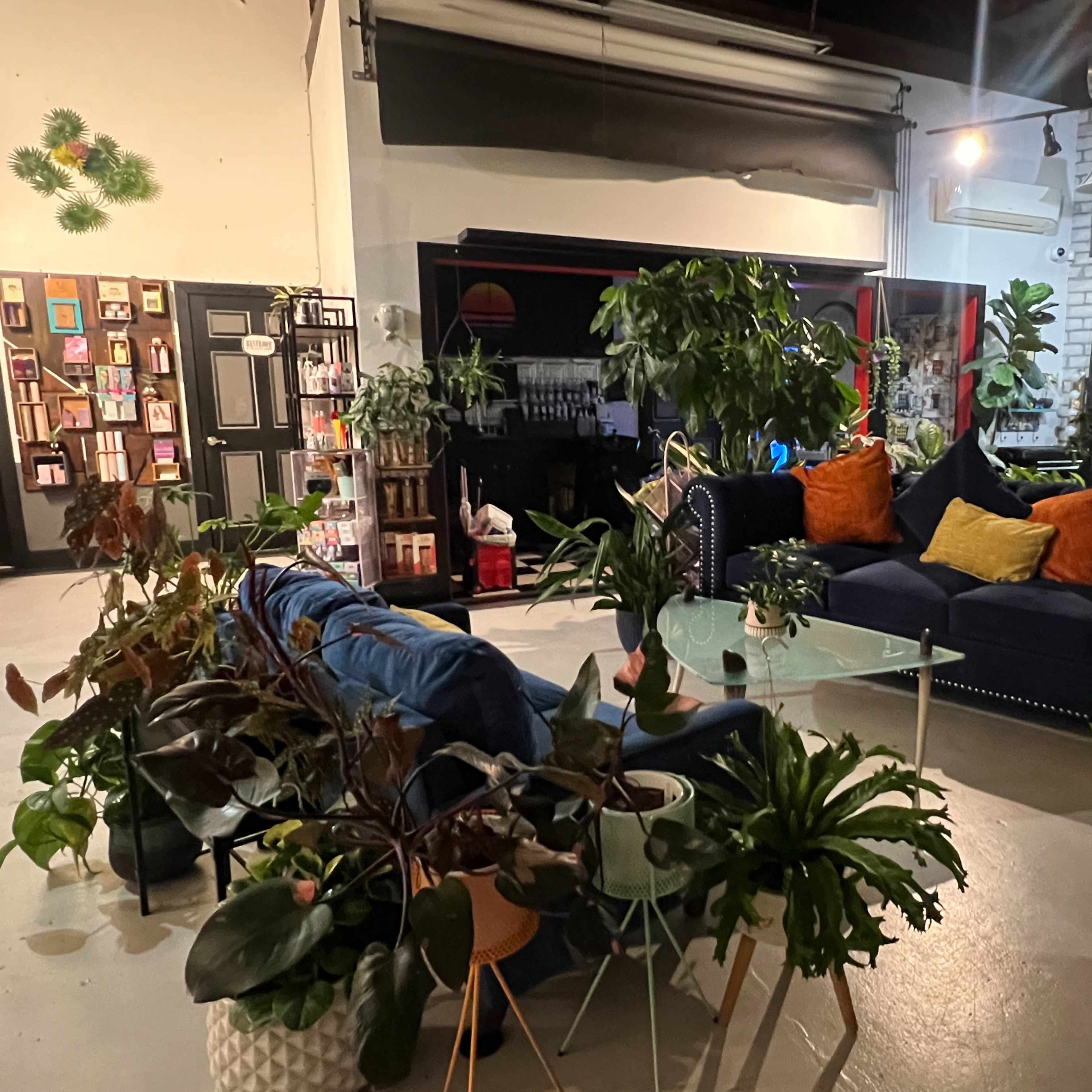 Burbank's Artistic Loft: Creative Studio & Salon for events, classes, film, & photoshoots Image in Burbank, Burbank, CA