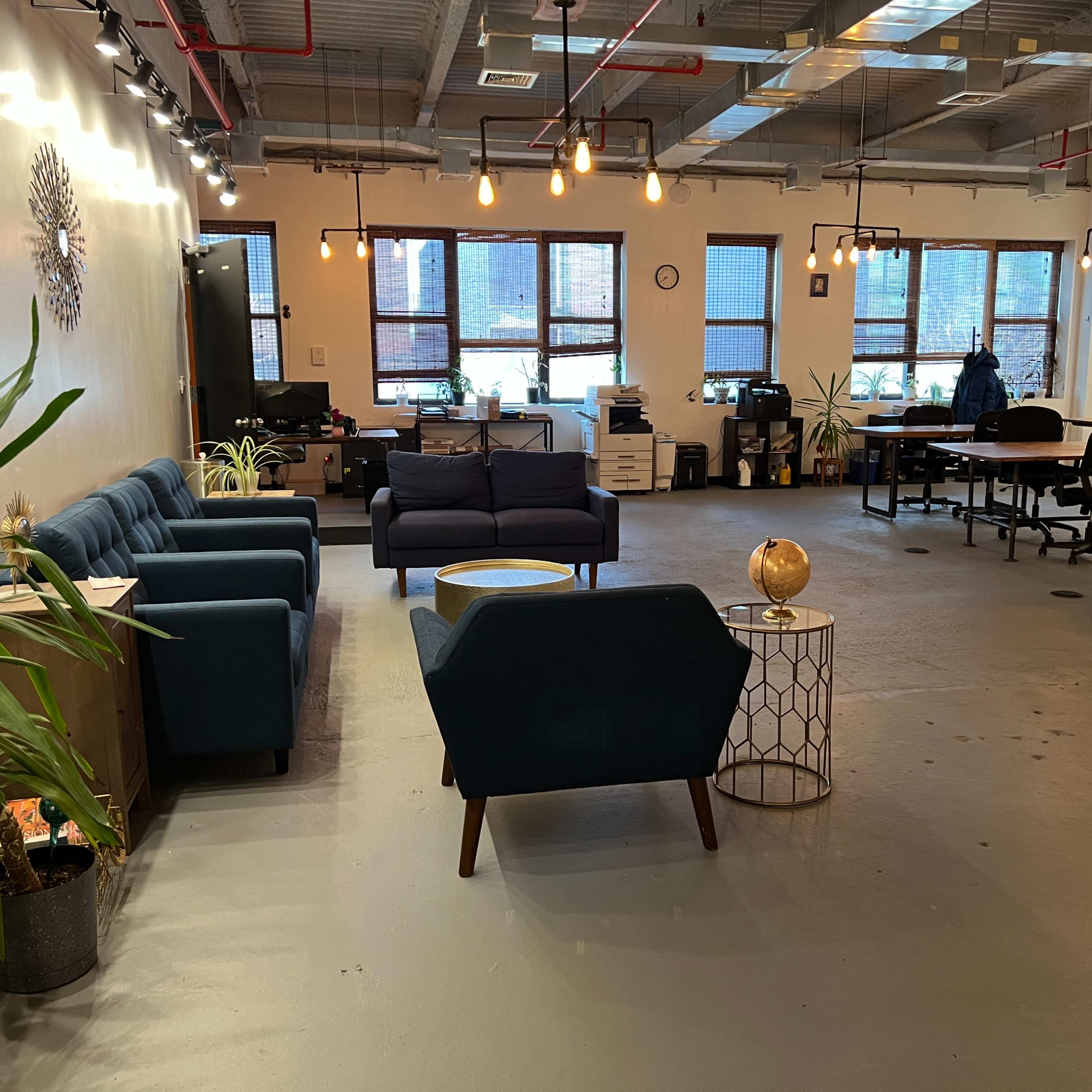 Spacious Industrial Loft for Events, Meetings & Creative Gatherings Image in Sunset Park, Brooklyn, NY