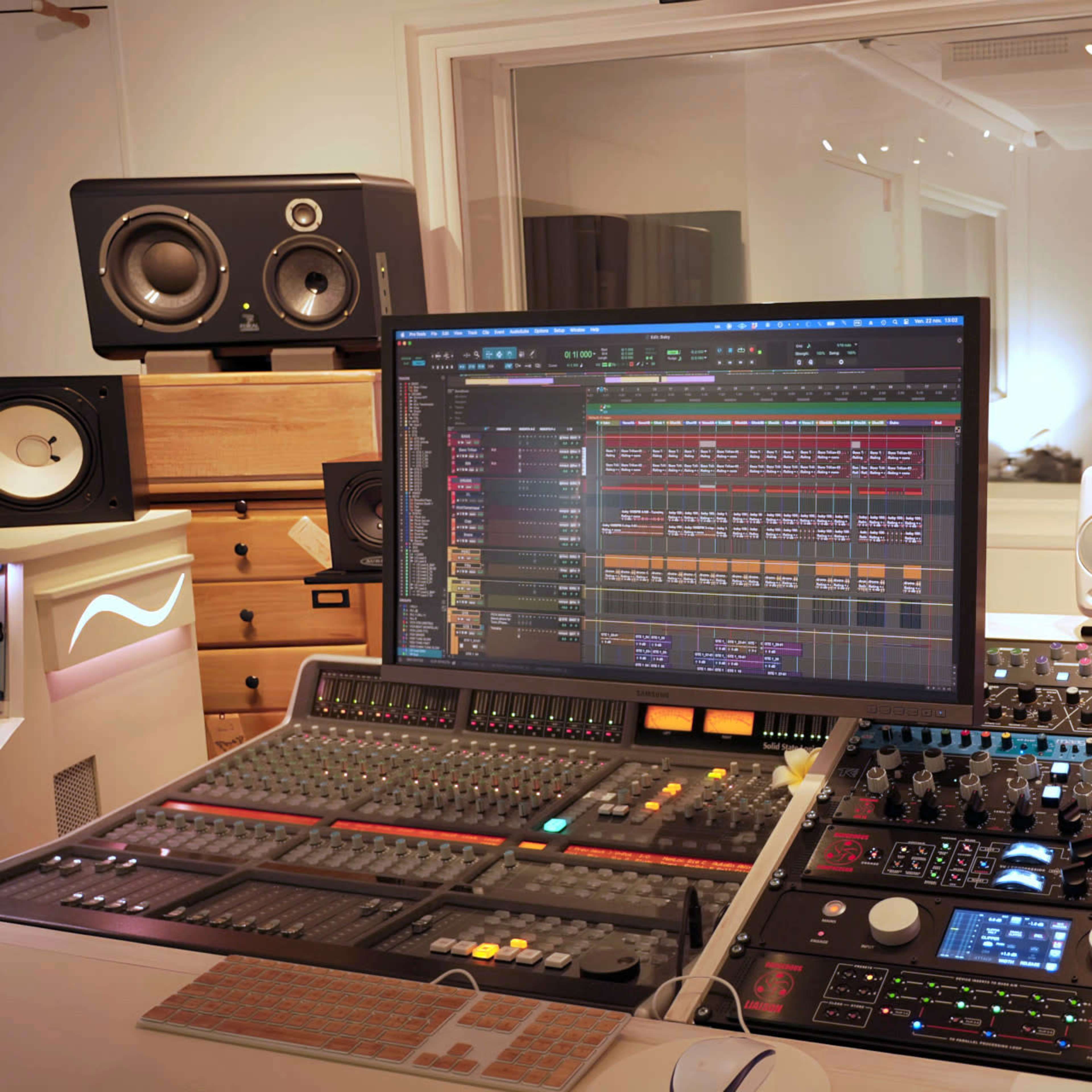 Studio d'enregistrement pro Paris 3e Image dans Les Archives, Paris, Île-de-France
