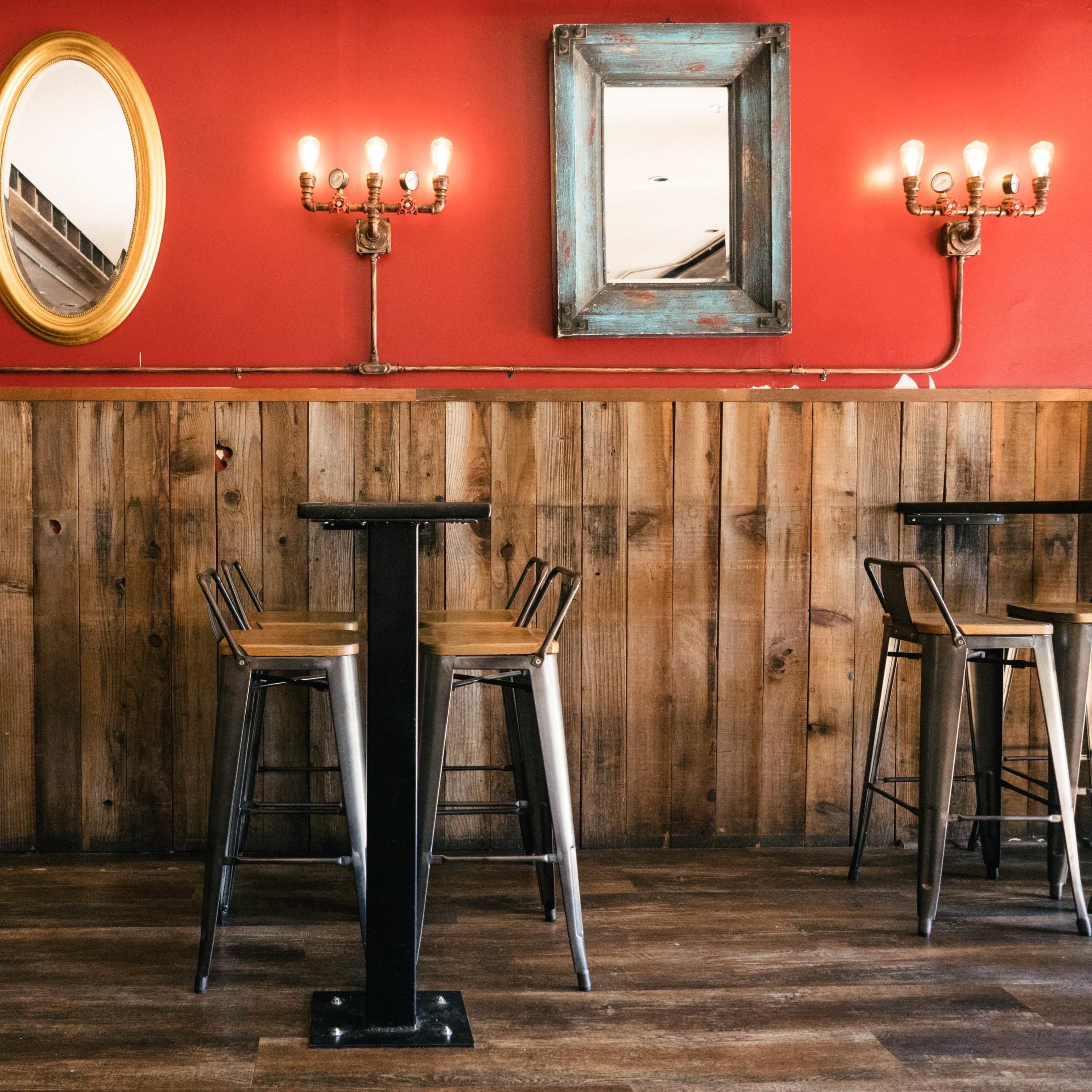 Downtown Bar With Warm Vibes Image in Northgate - Waverly, Oakland, CA
