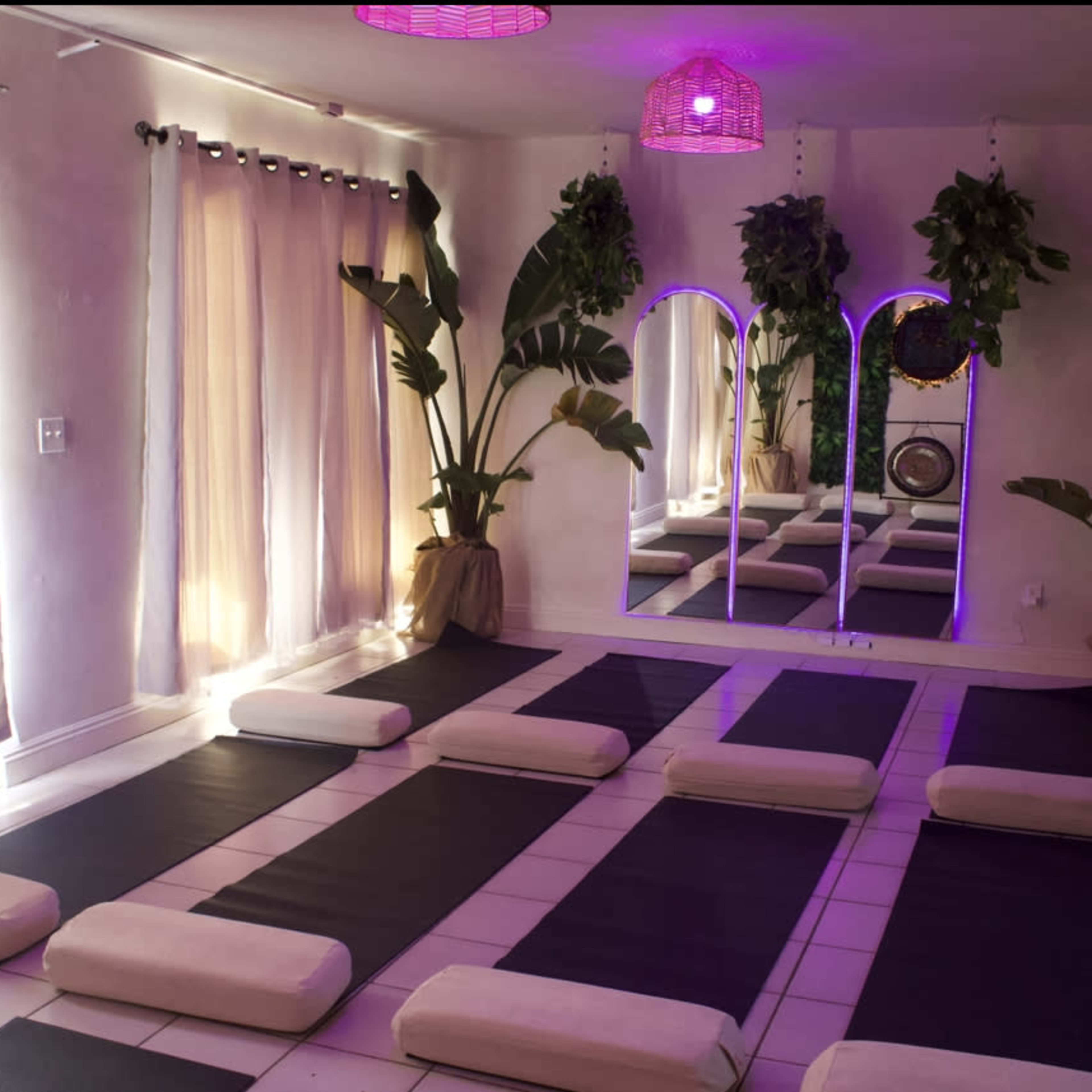 10 Amazing Yoga Studio Venues for Rent in LA