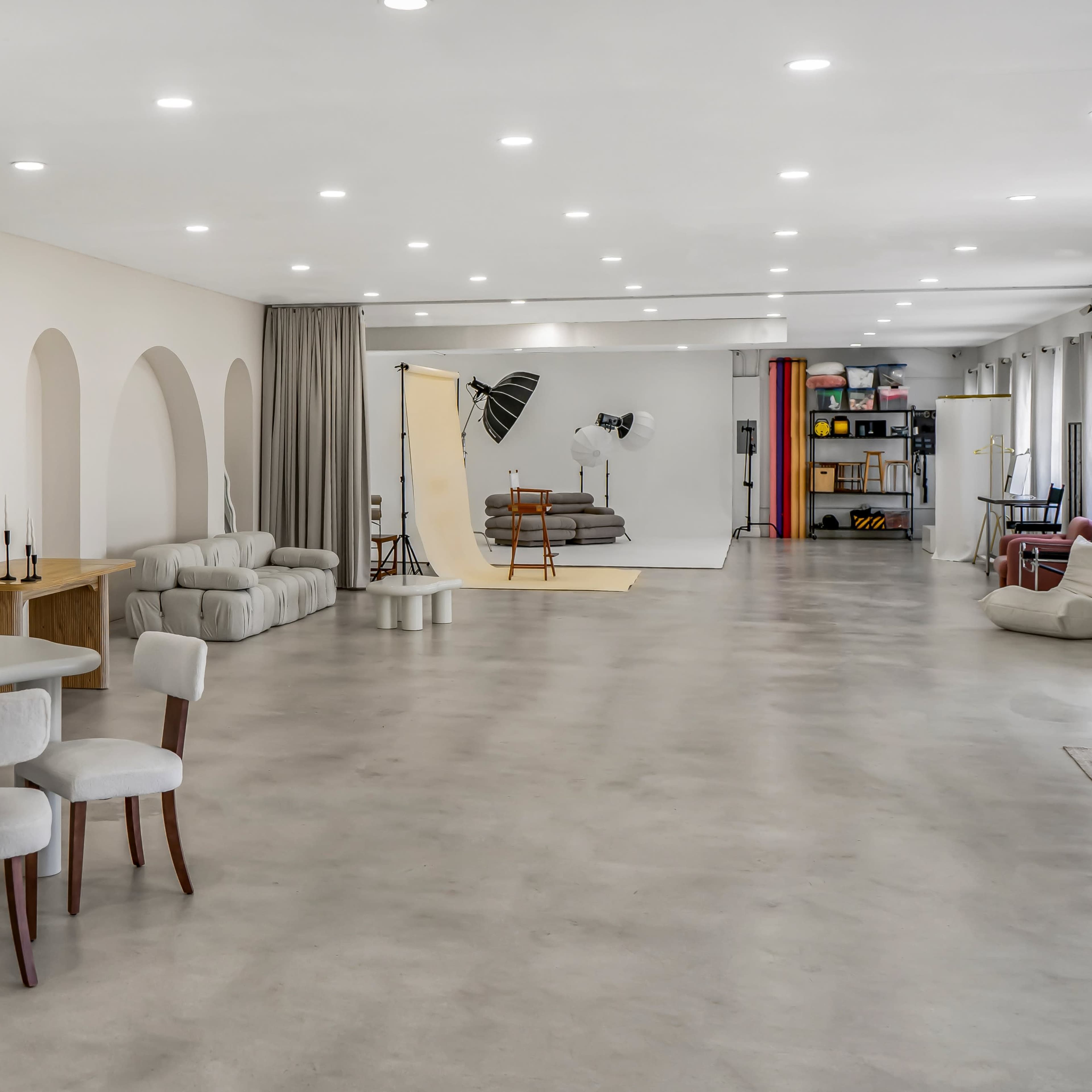 Creative Canvas Photo Studio Miami Image in Glenvar Heights, Miami, FL