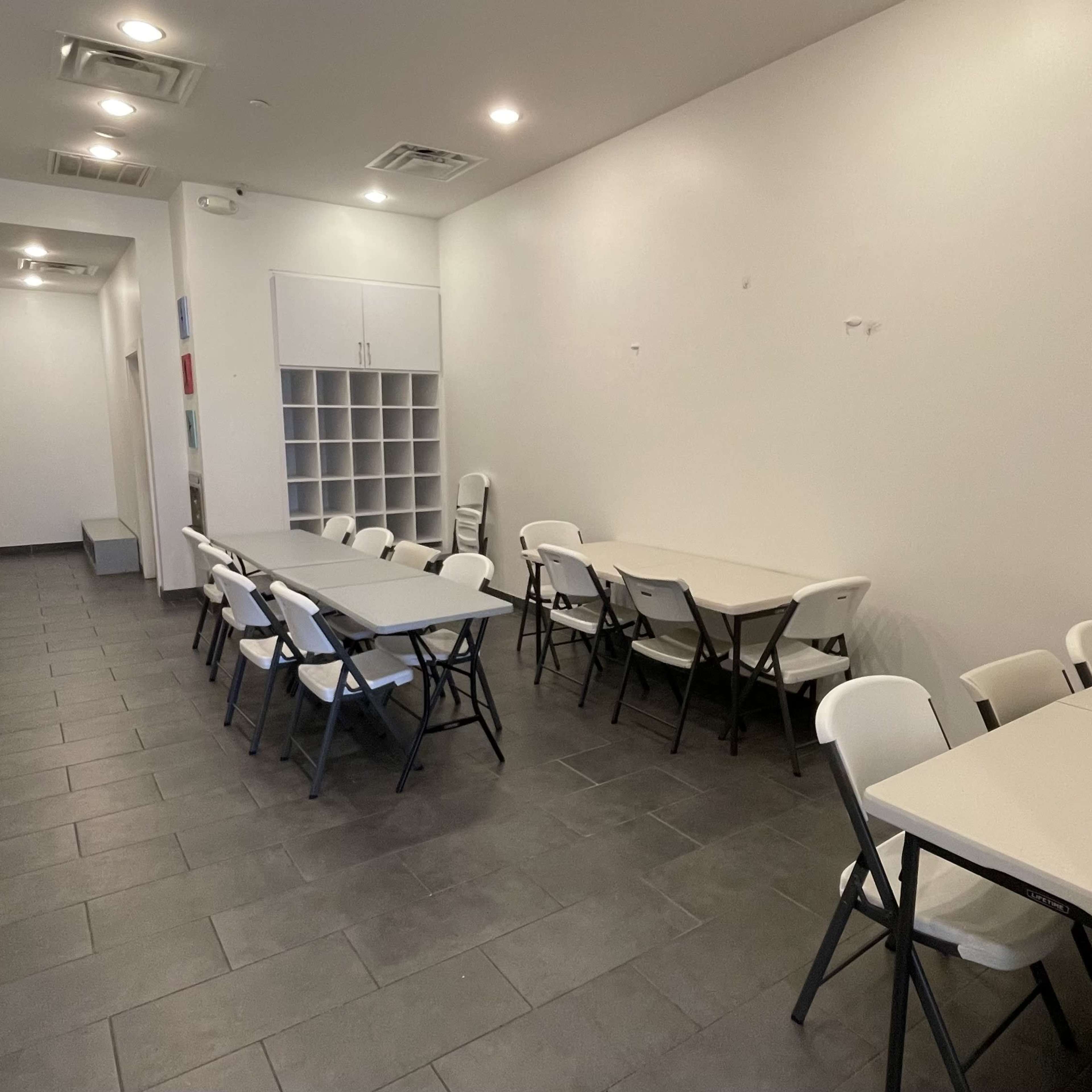 Spring Branch Area Flexible Space for Meetings or Small Events Image in Memorial, Houston, TX