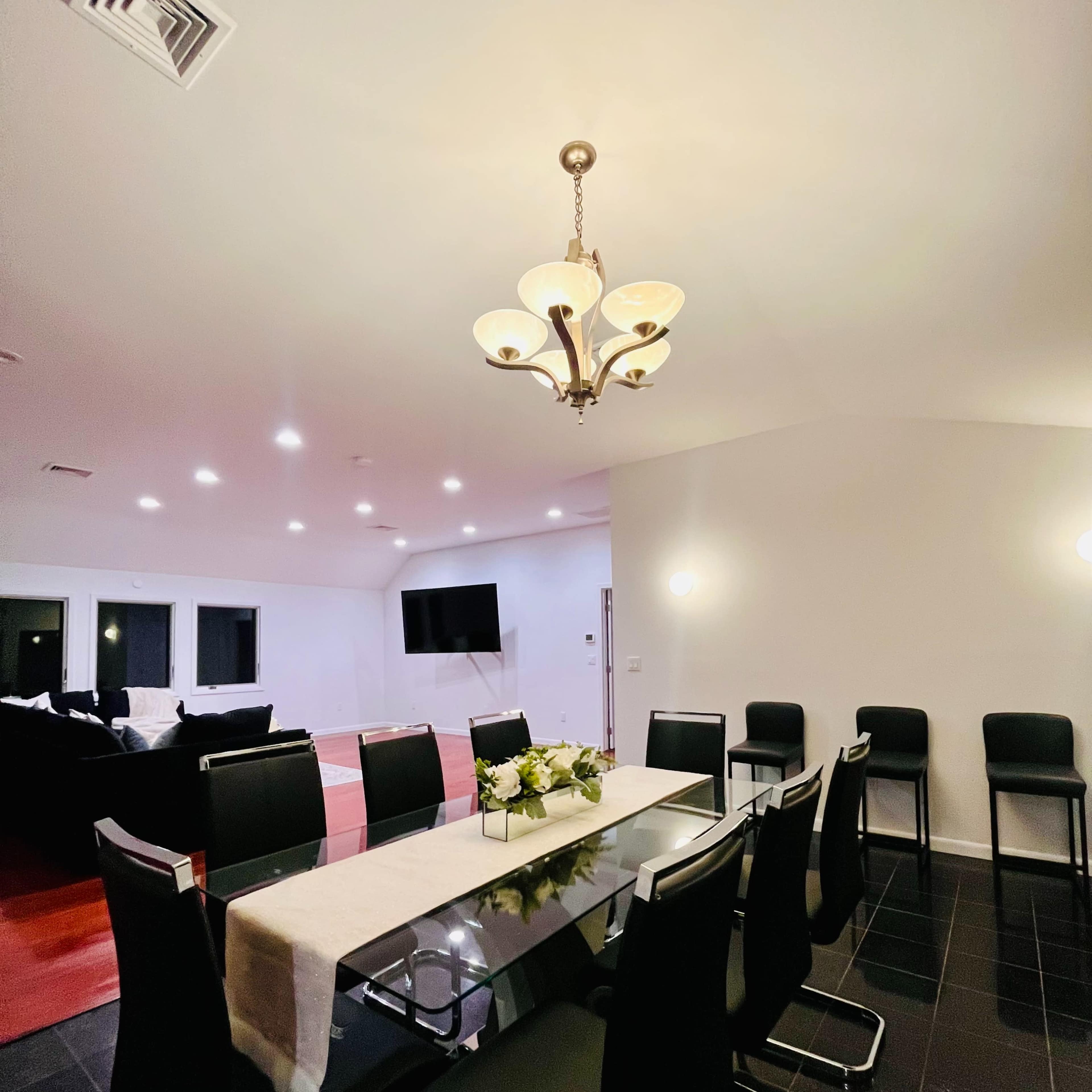 Spacious Retreat Image in Huntington, Huntington Station, NY
