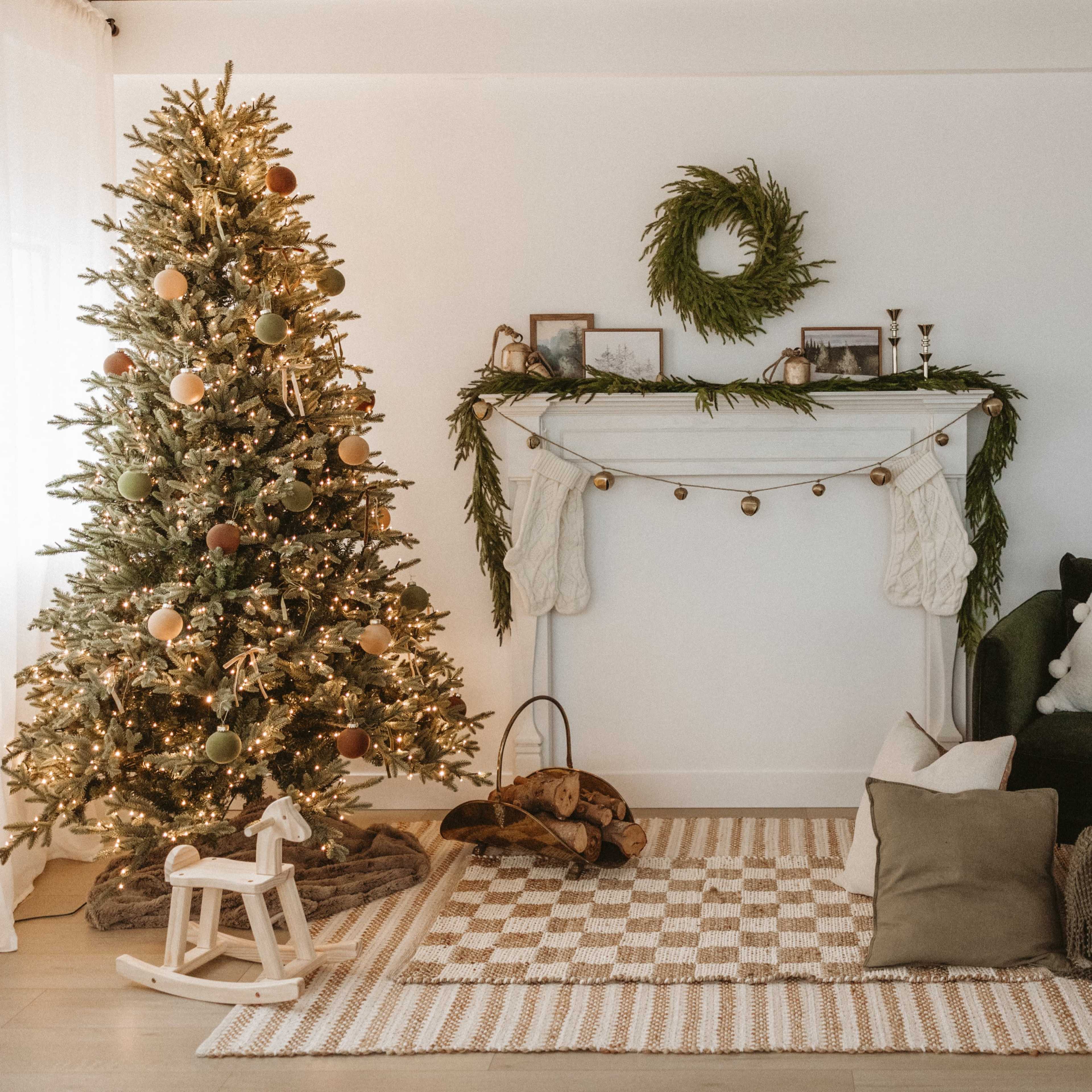 Free and Ample Parking! A Bright, Neutral Studio in the Fraser Valley Image in Pitt Meadows, Pitt Meadows, BC