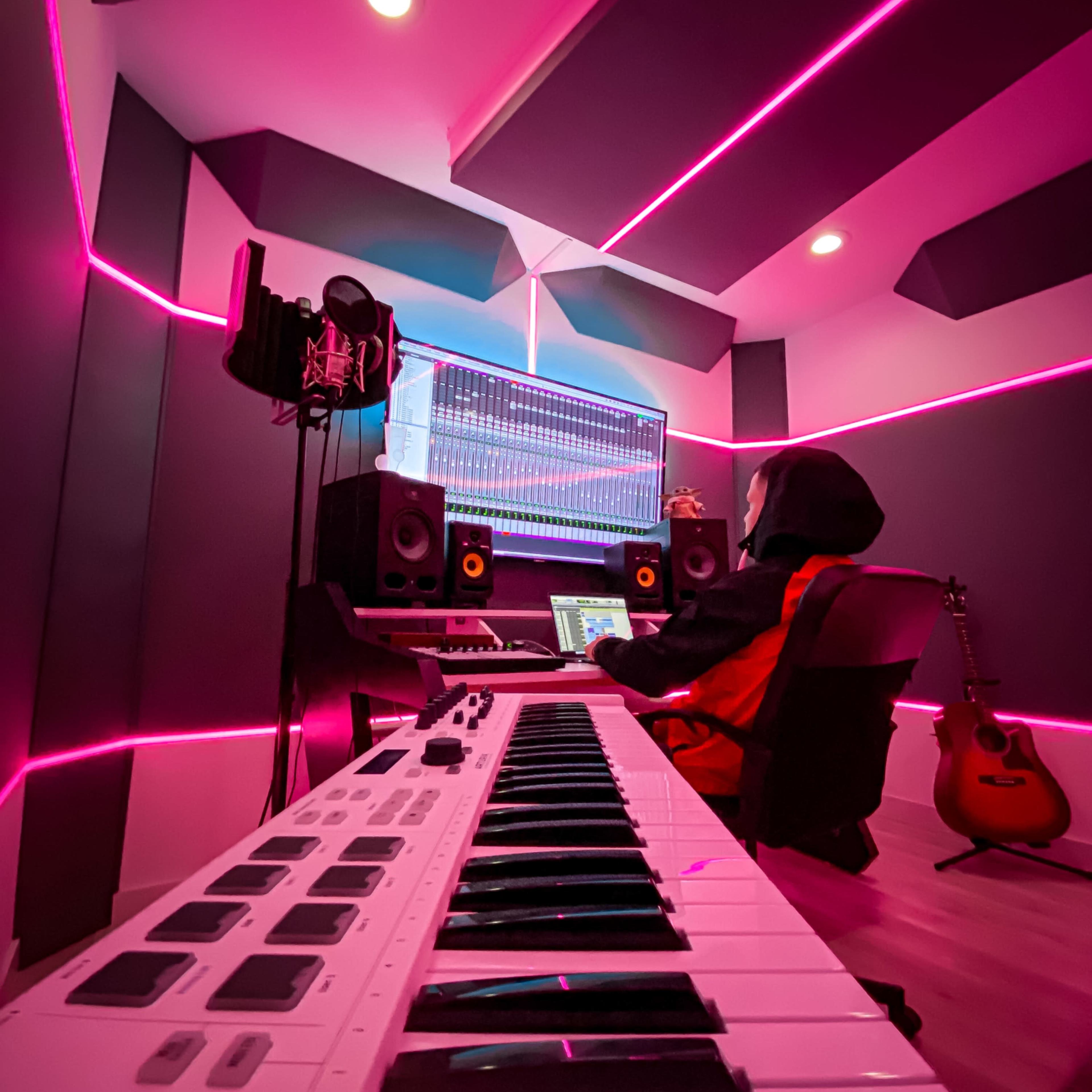Creative Recording Studio for Music in Miami Image in Model City, Miami, FL