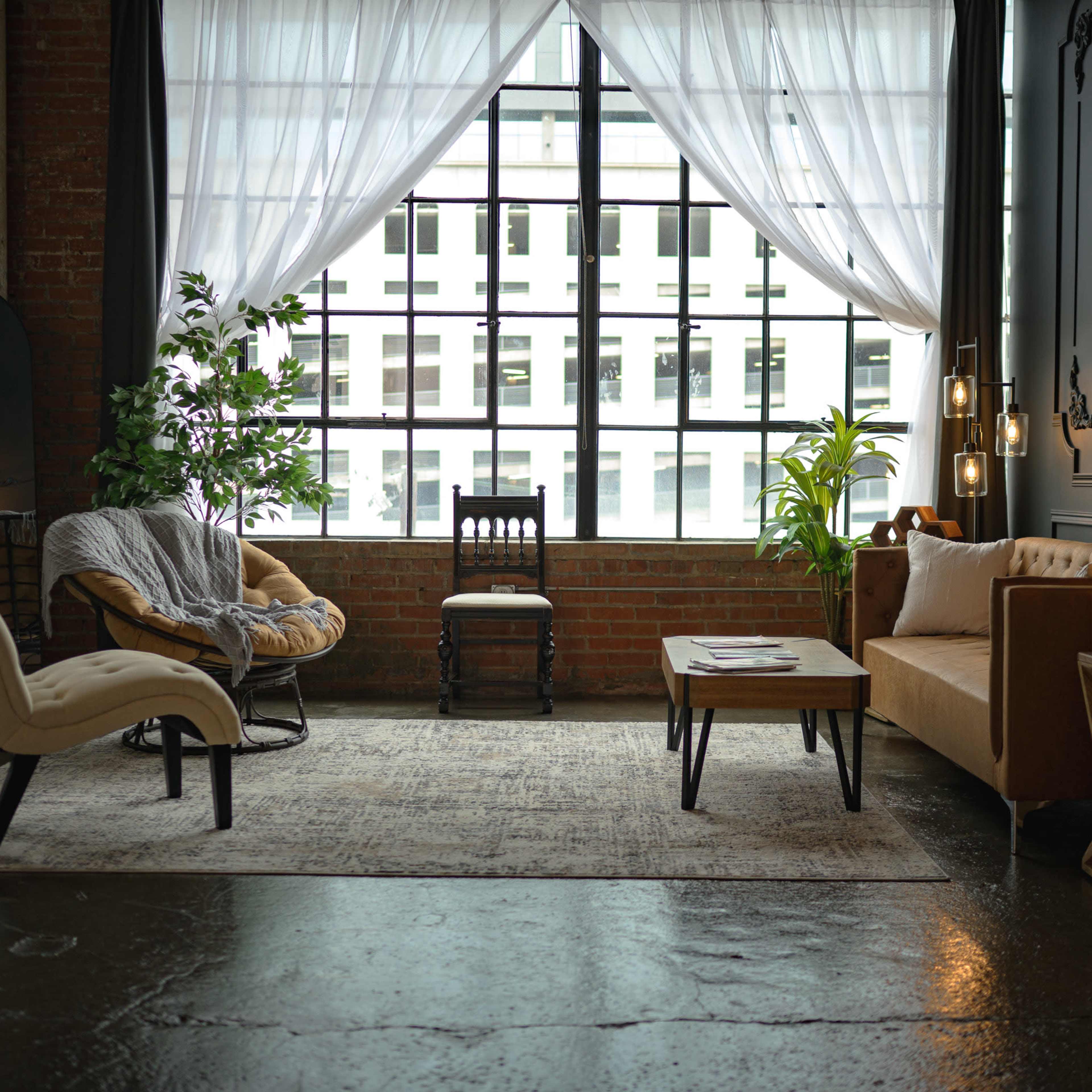 Deep Ellum Natural Light Studio with Huge Warehouse Windows and a Mid-century Modern Aesthetic Image in Deep Ellum, Dallas, TX