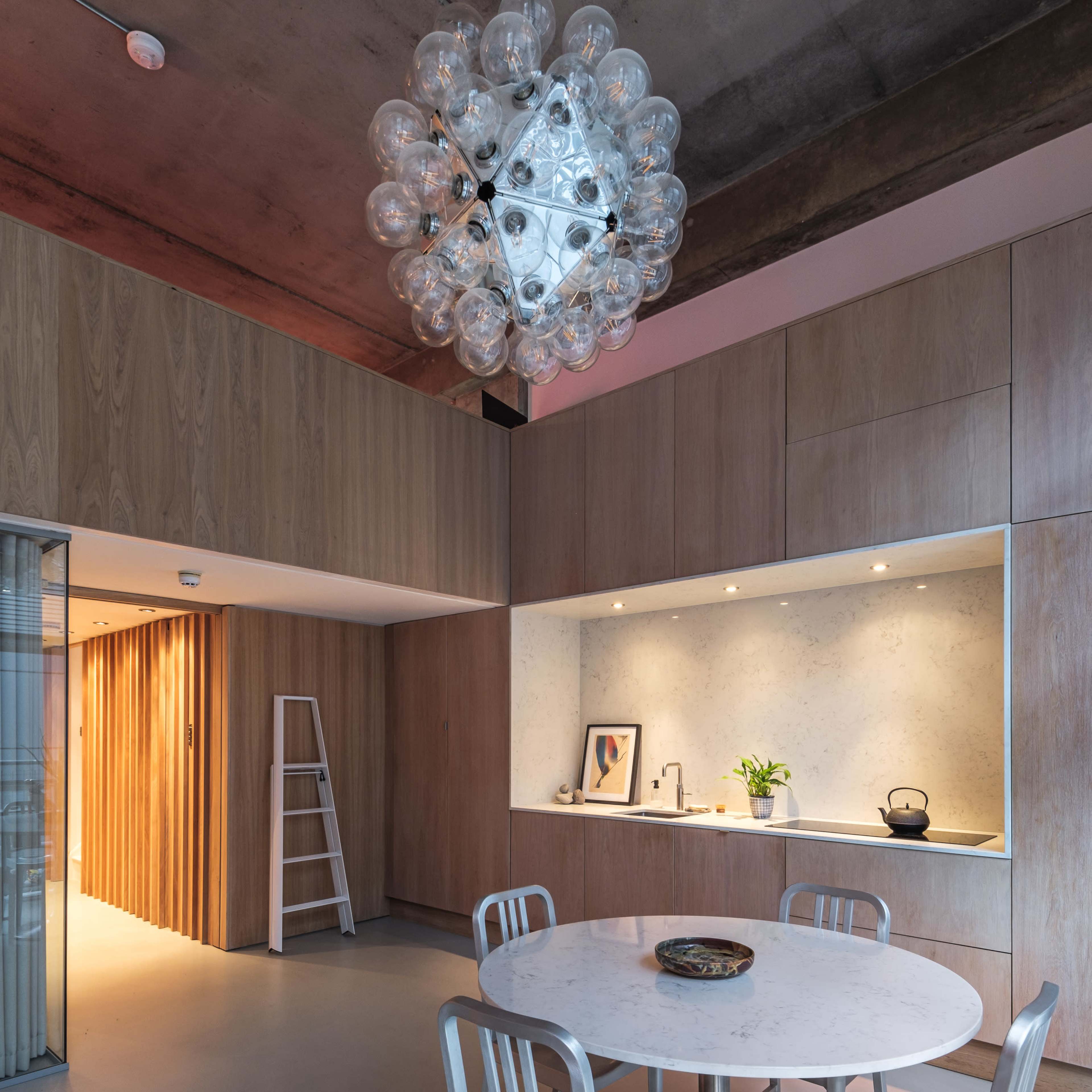 Modern and minimalist East London duplex with natural light Image in Haggerston, London, England