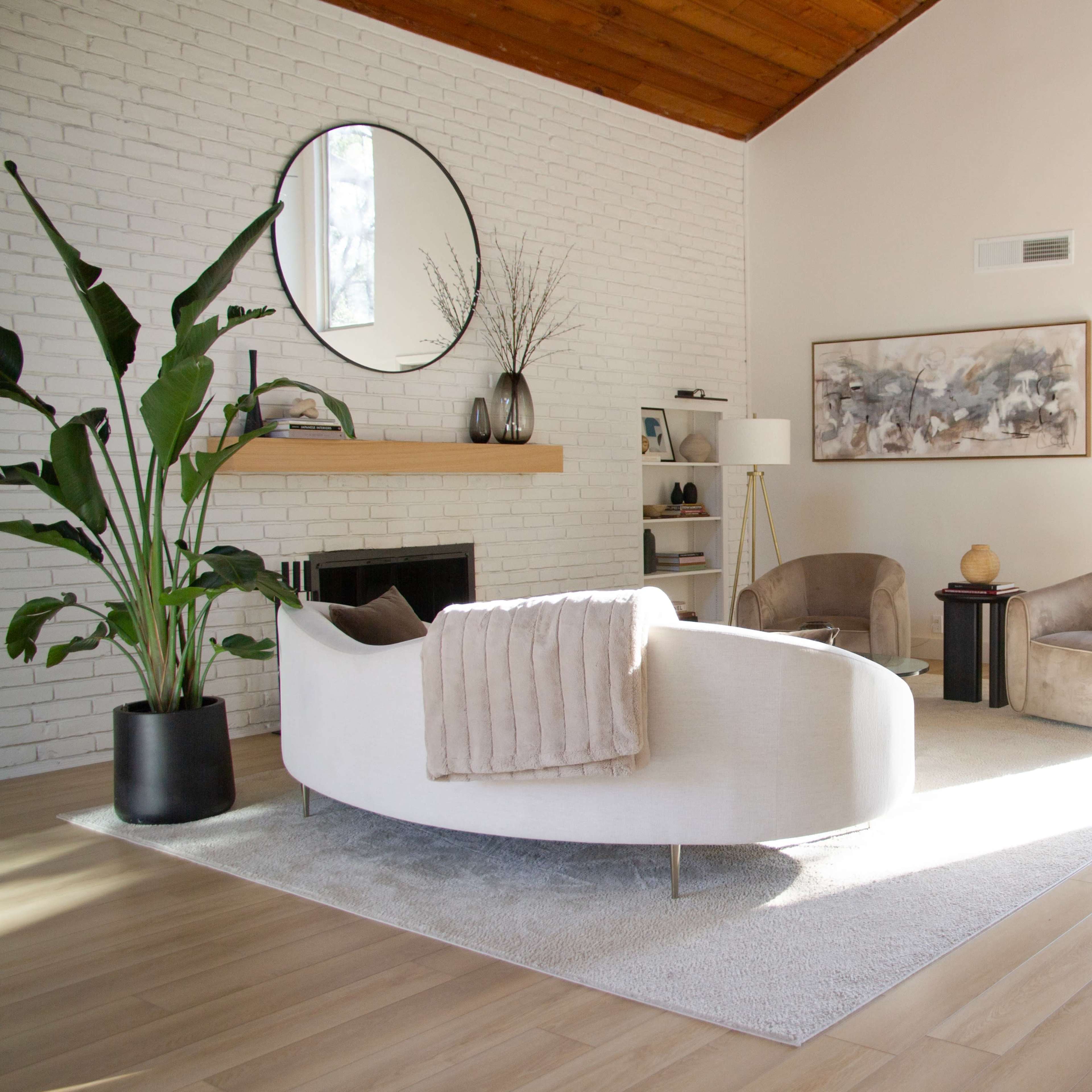 Mid-century Modern Light-filled Home Image in Lake Highlands, Dallas, TX
