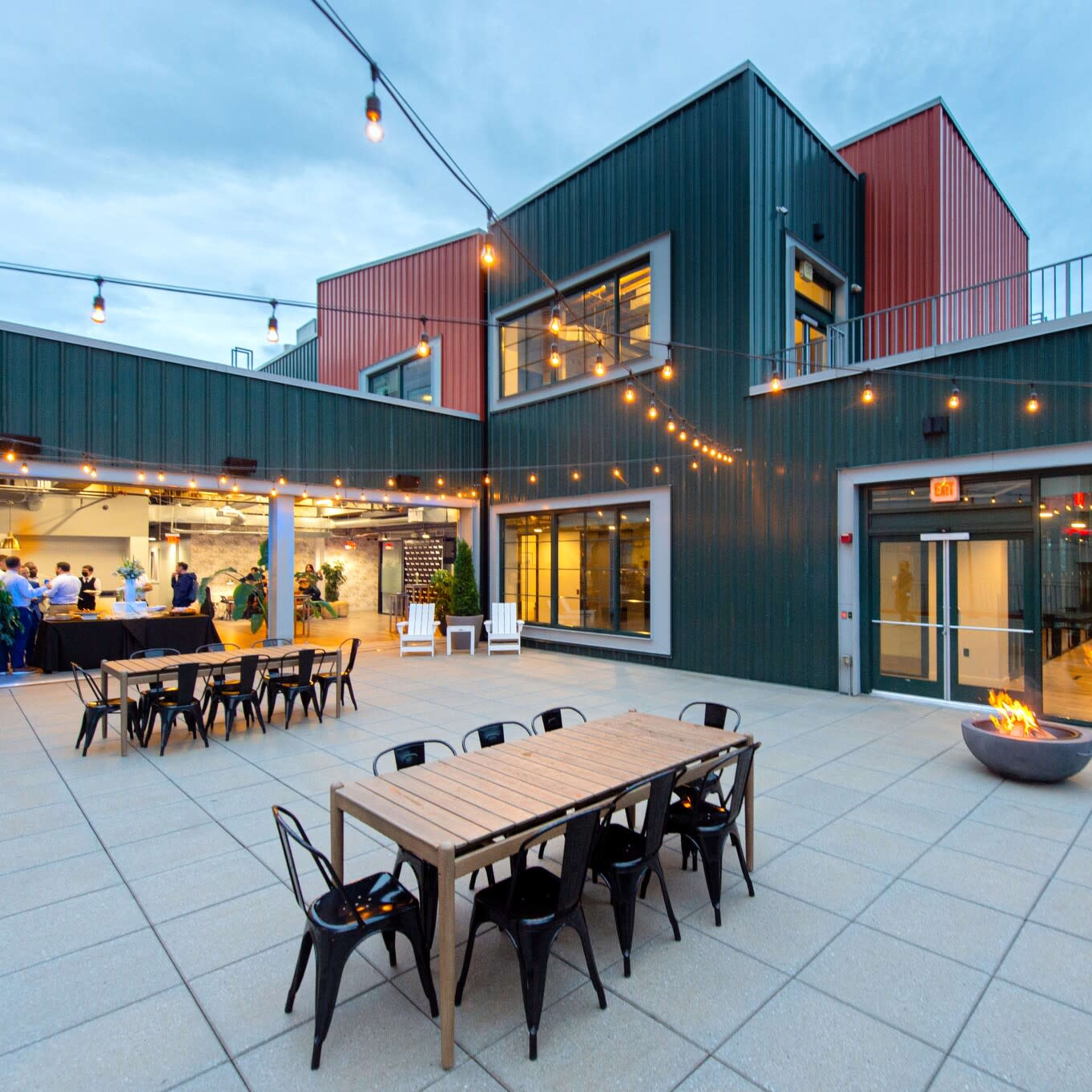 Silver spring outdoor dining sale