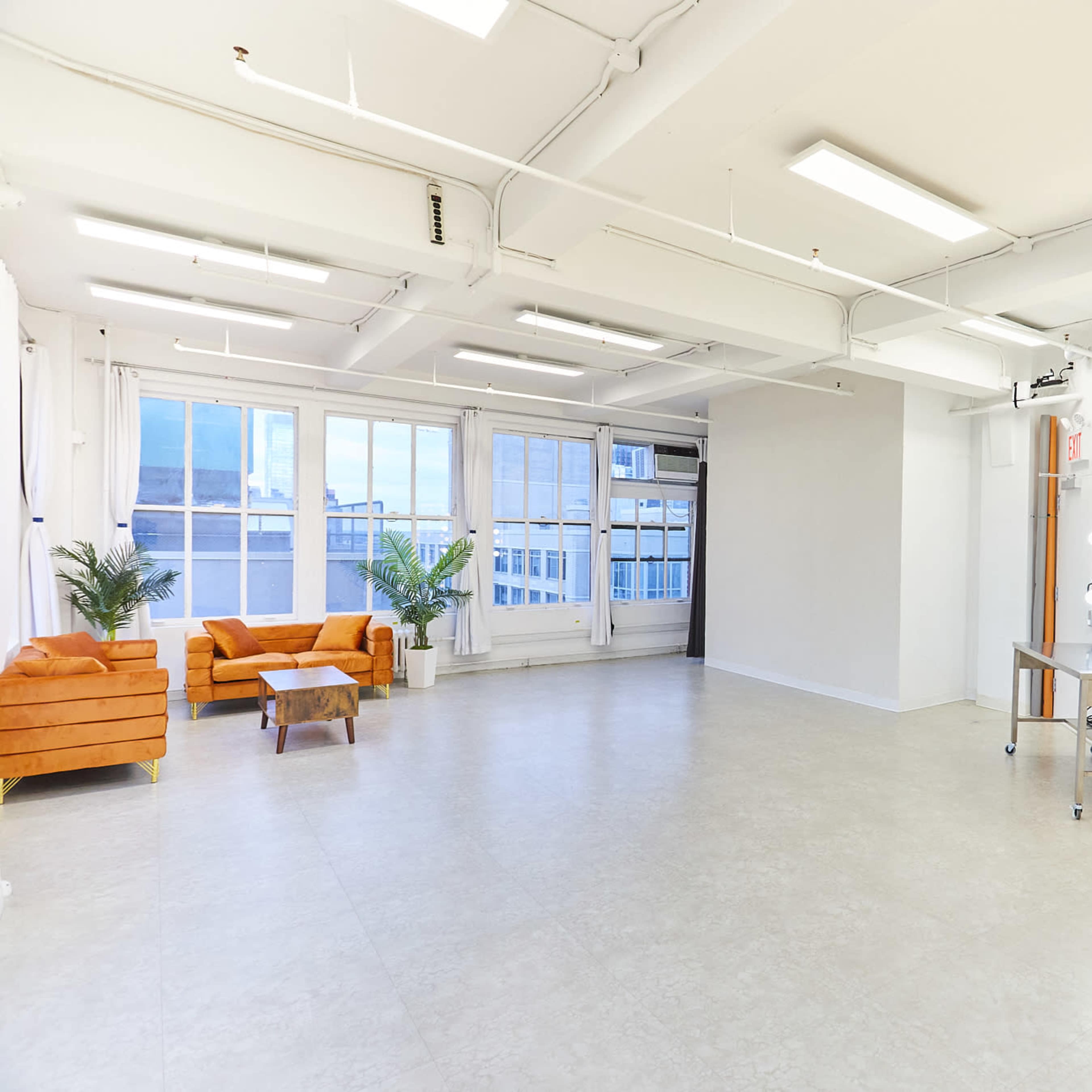 Expansive Skyline Loft - Connected Studio Space Image in Midtown Manhattan, New York, NY