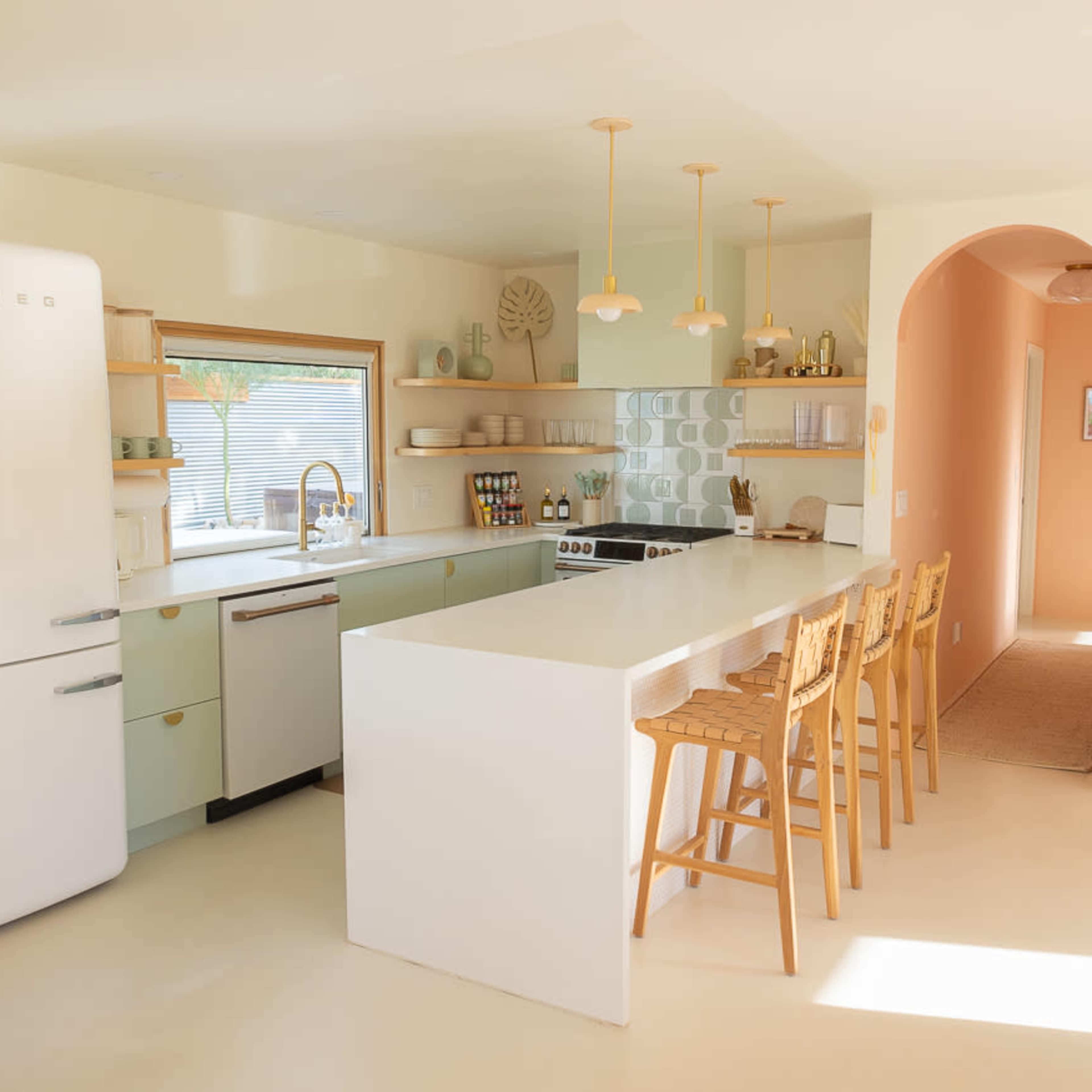 Colorful creative desert home with beautiful desert valley view Image in Joshua Tree, Joshua Tree, CA