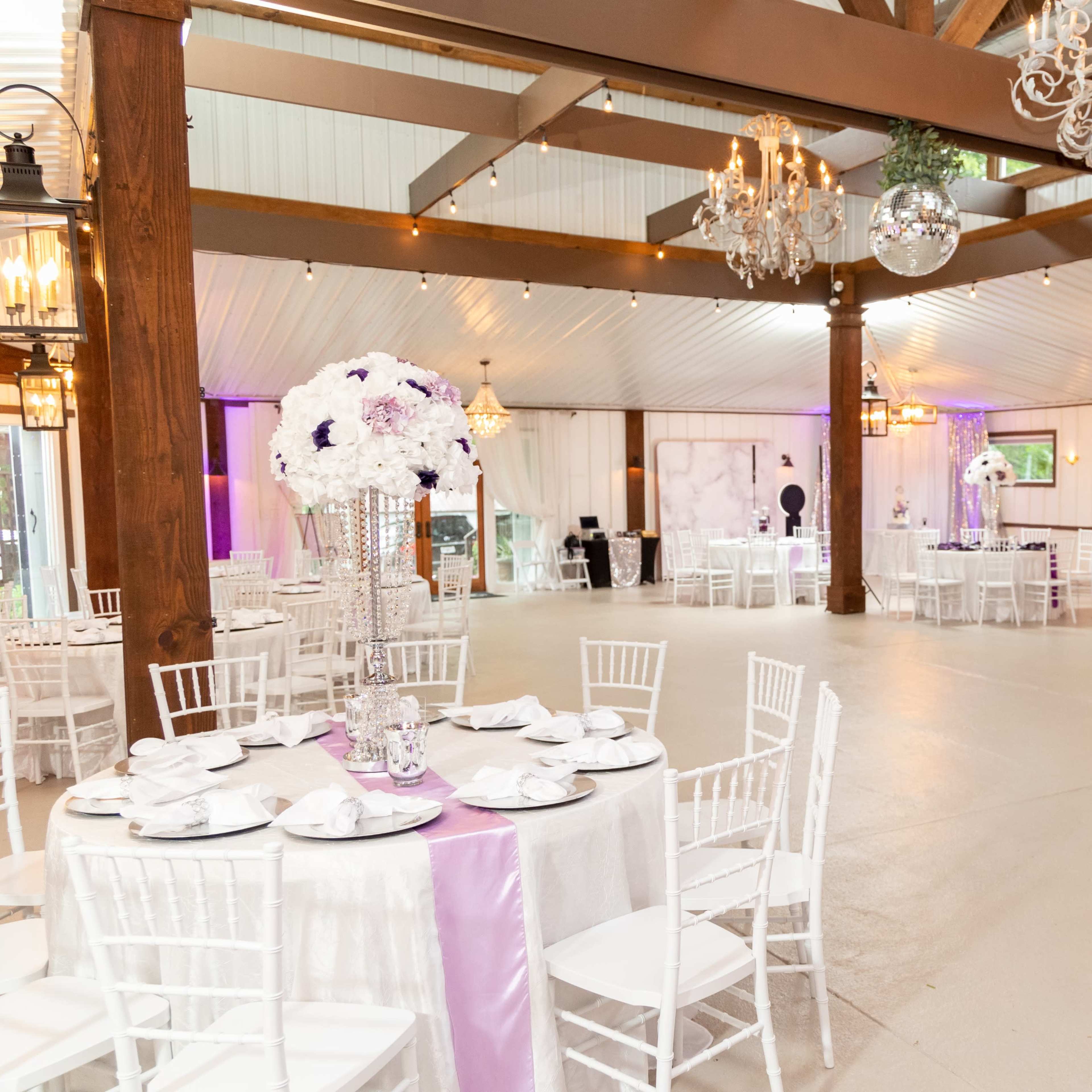 Historic Mansion with Vineyard and Barn Image in Hogansville, Hogansville, GA