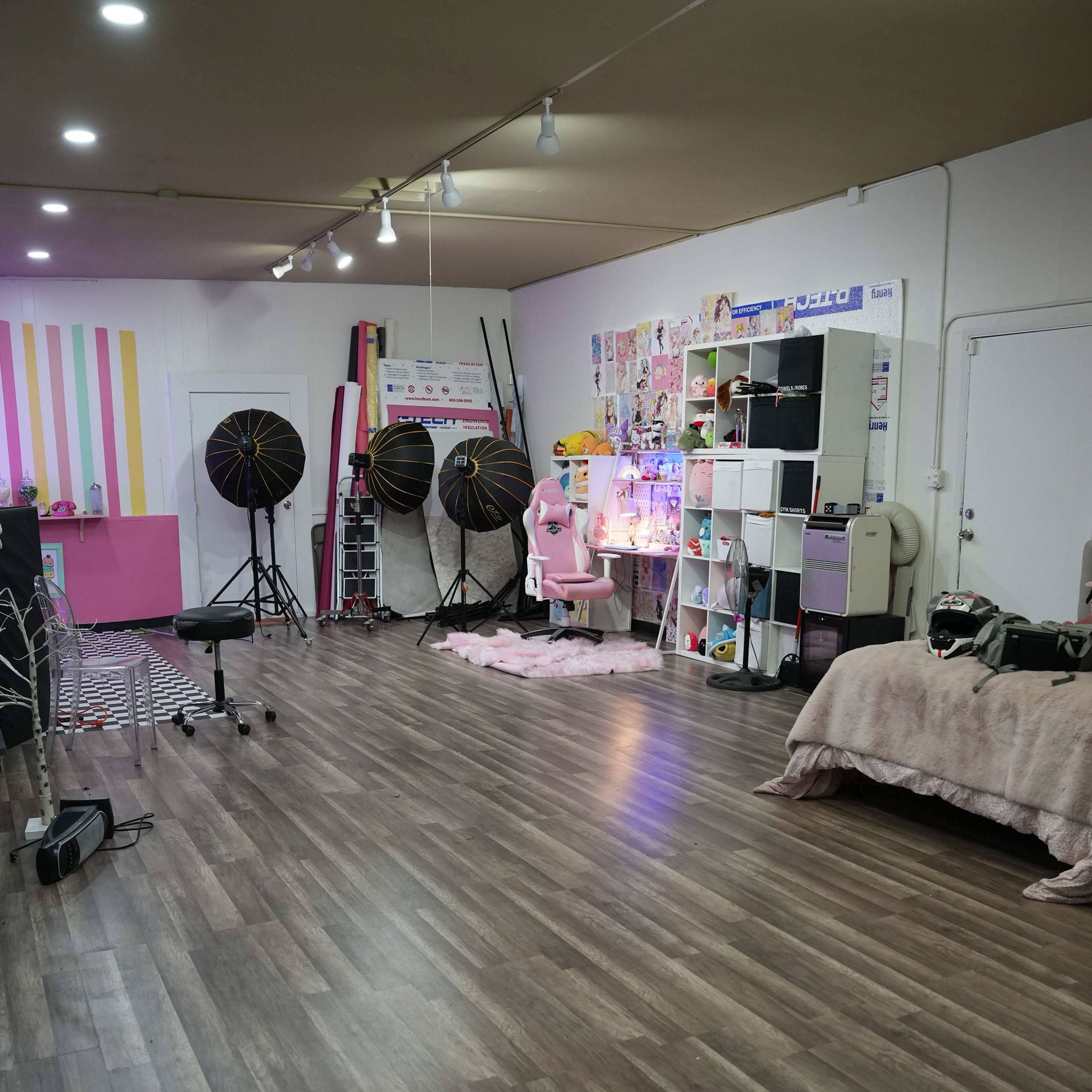 Themed Photoshoot Photo Video Studio Image in East Los Angeles, Los Angeles, CA