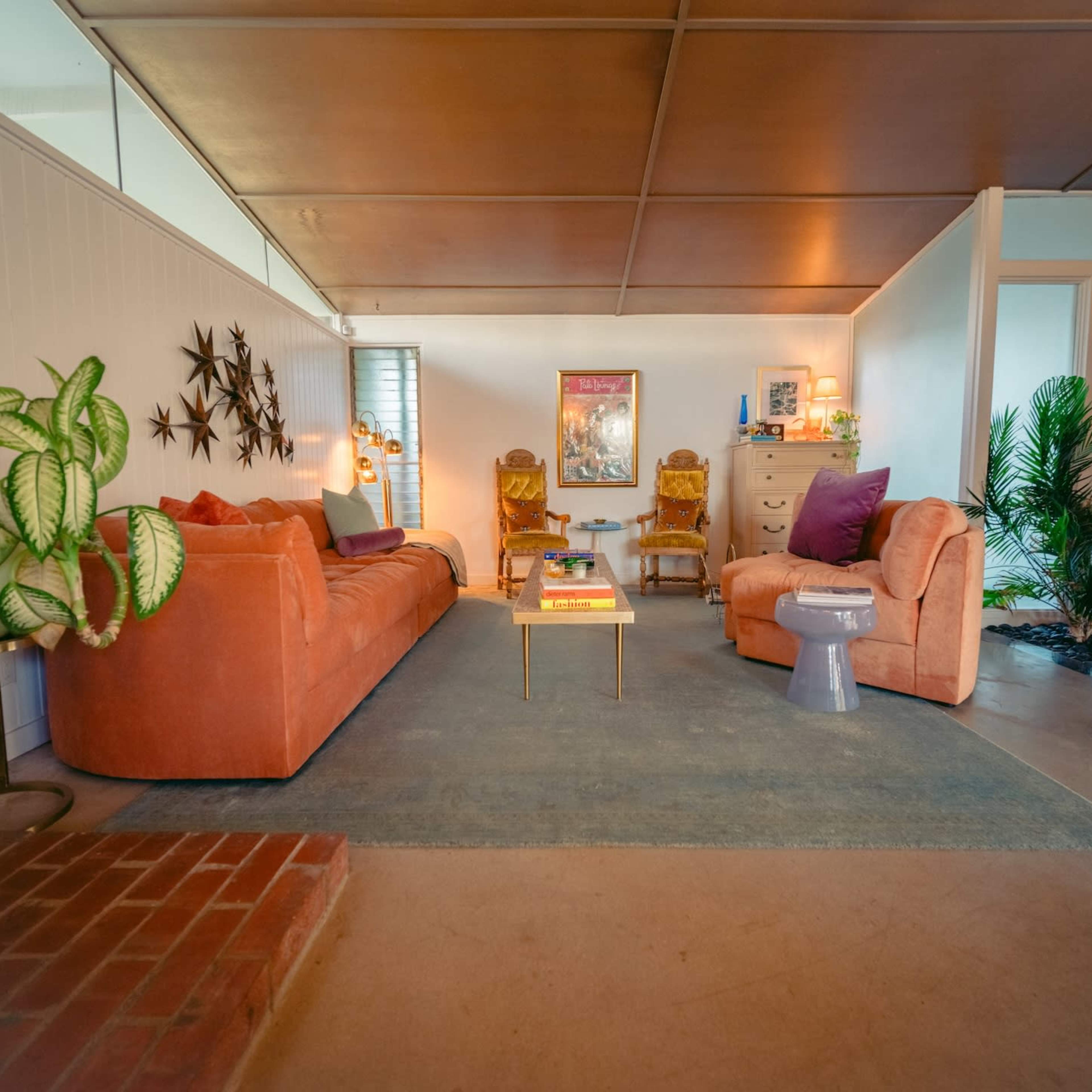 Jakob Owens Studios Image in Northridge, Los Angeles, CA