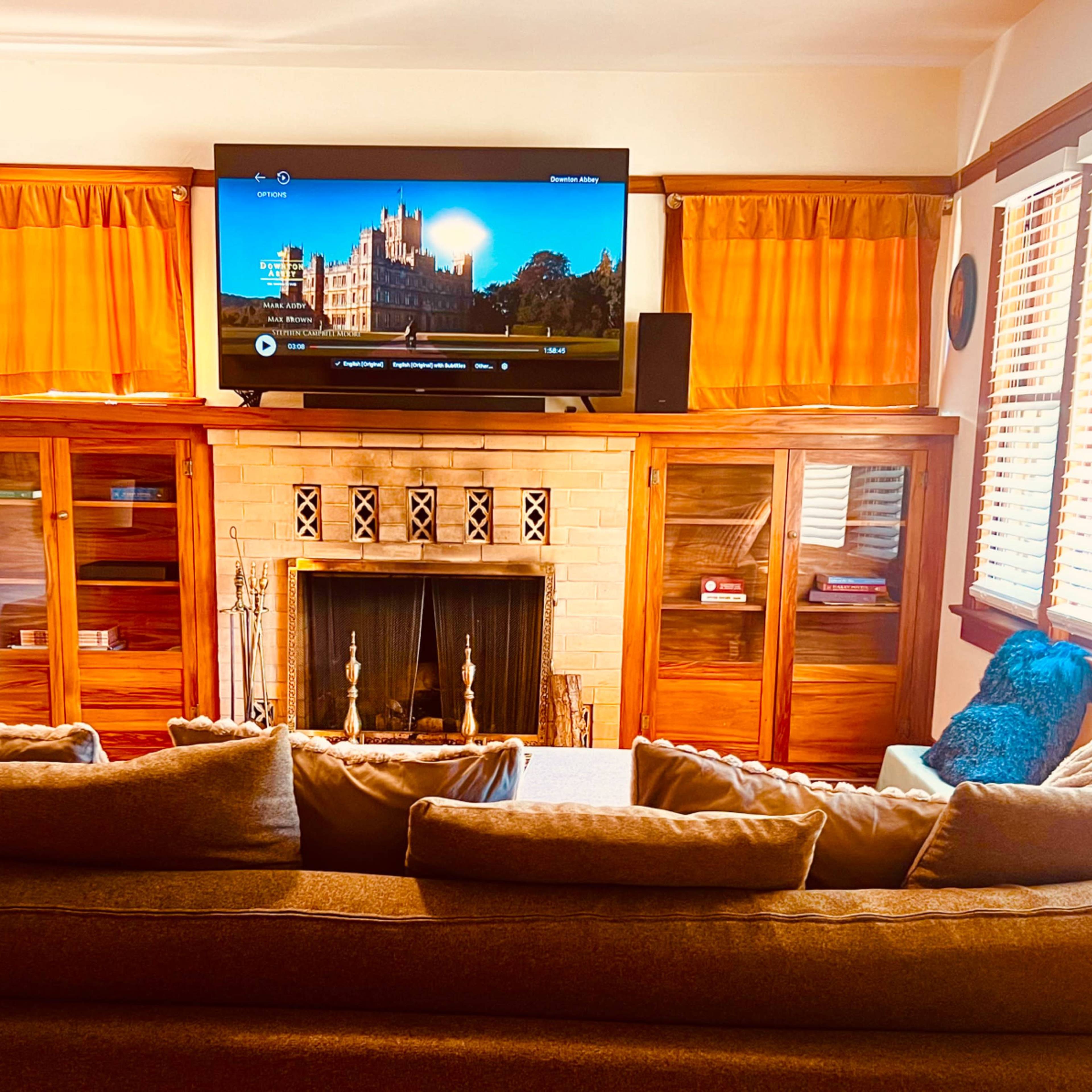Stylish Upscale Interior Image in Soquel, Soquel, CA