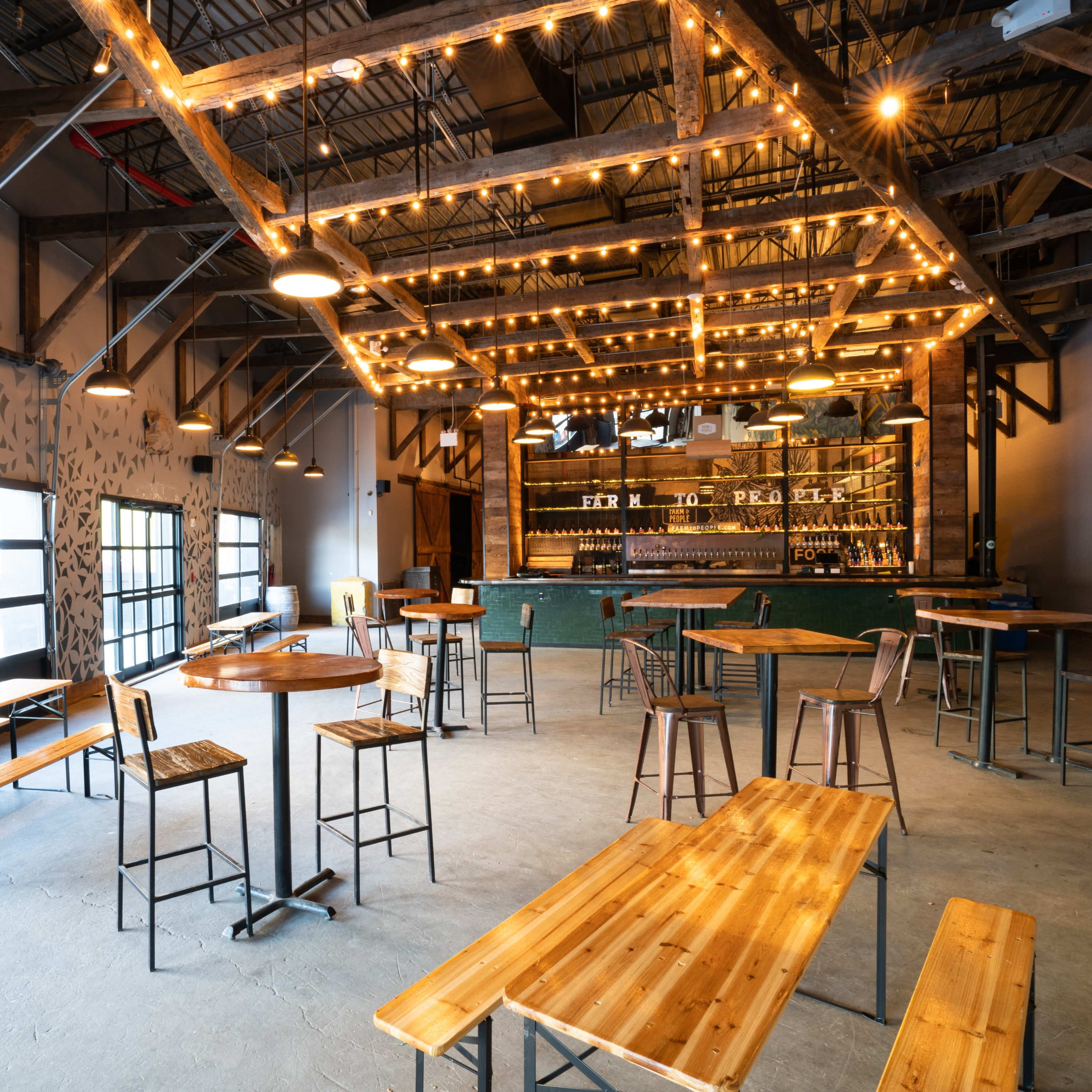 Rustic-chic Spacious Warehouse with Bar Image in East Williamsburg, Brooklyn, NY