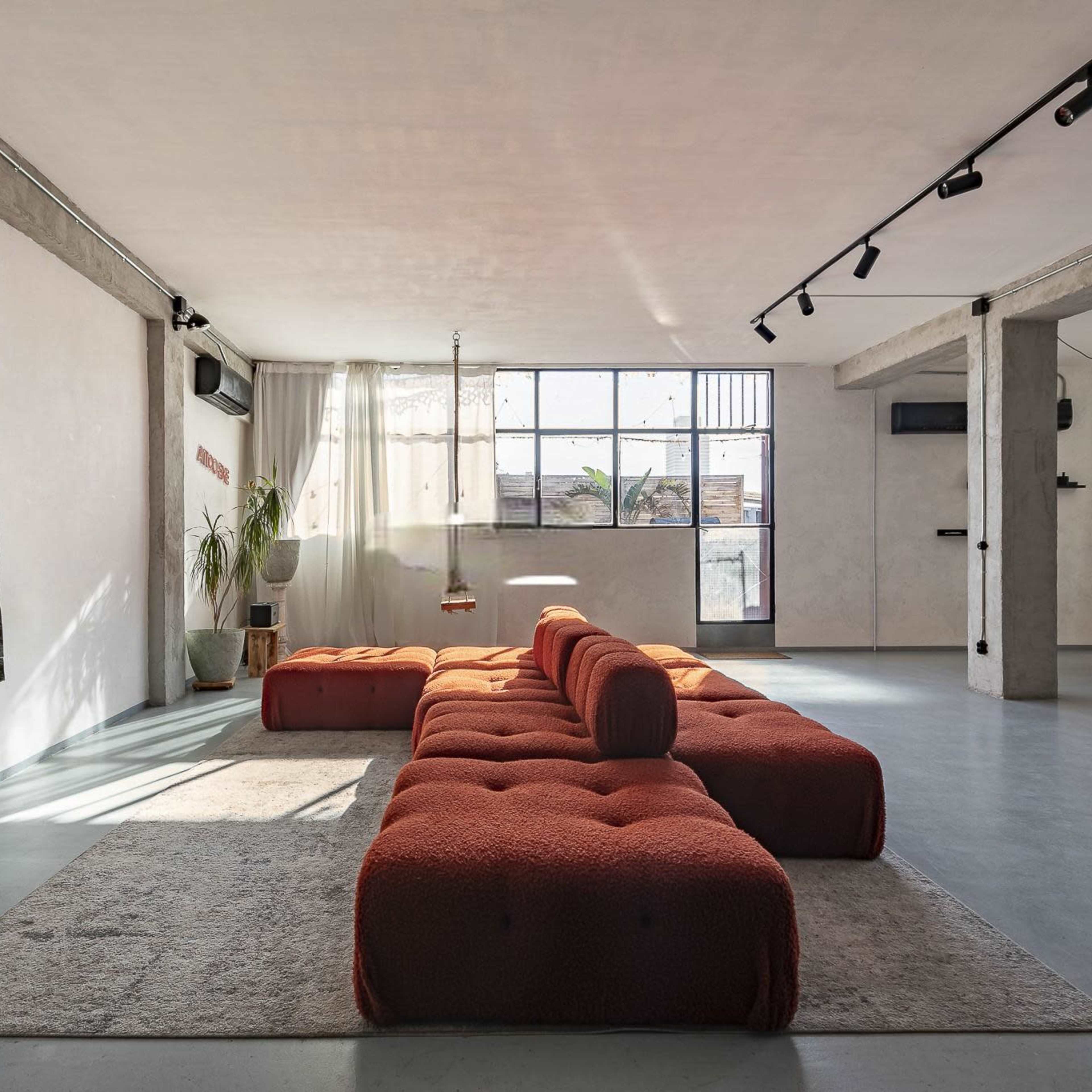 Multifunctional Loft with Huge Terrace Imagen en Barcelona, Barcelona, CT