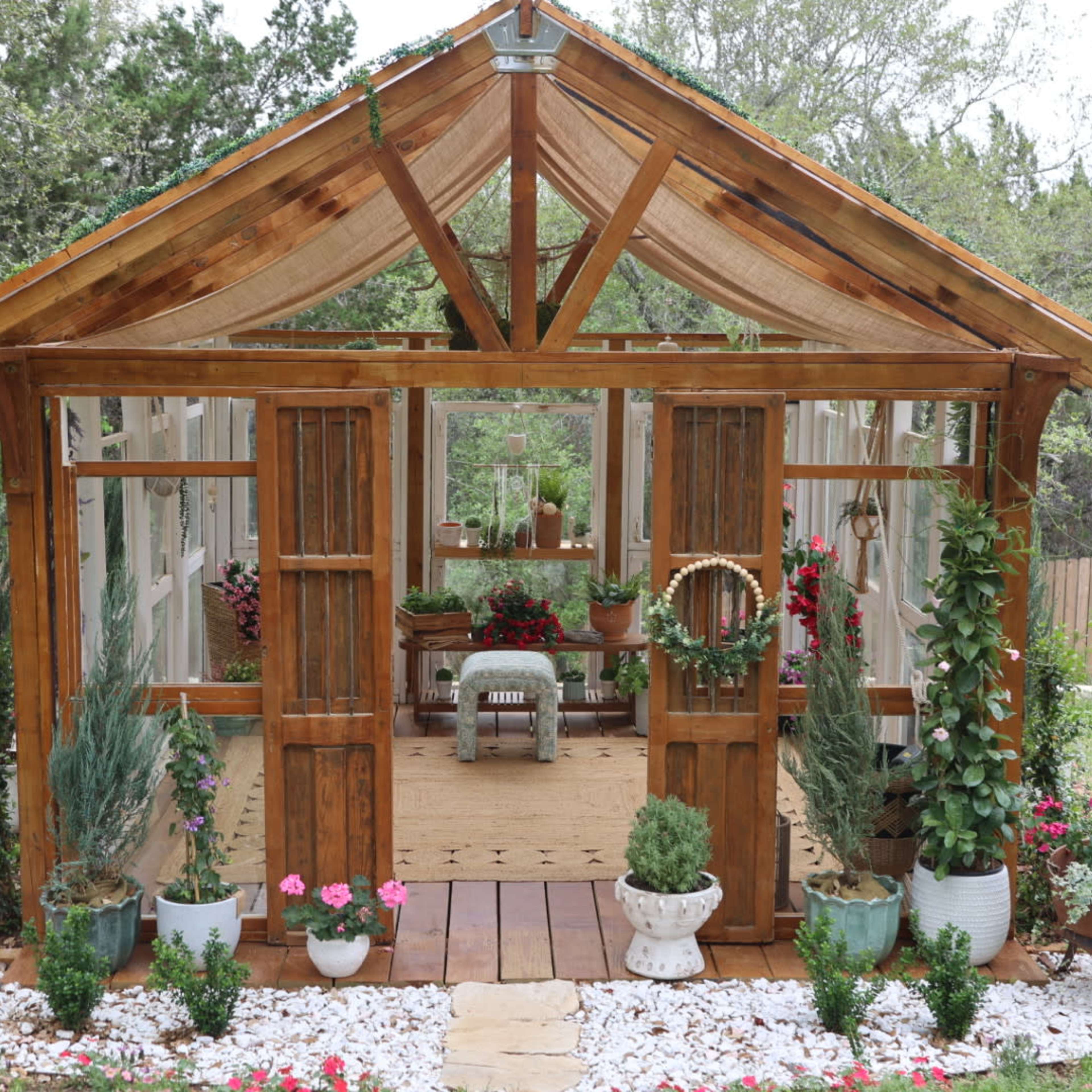 Northwest Austin Charming greenhouse with Lots of natural light Image in Steiner Ranch, Austin, TX